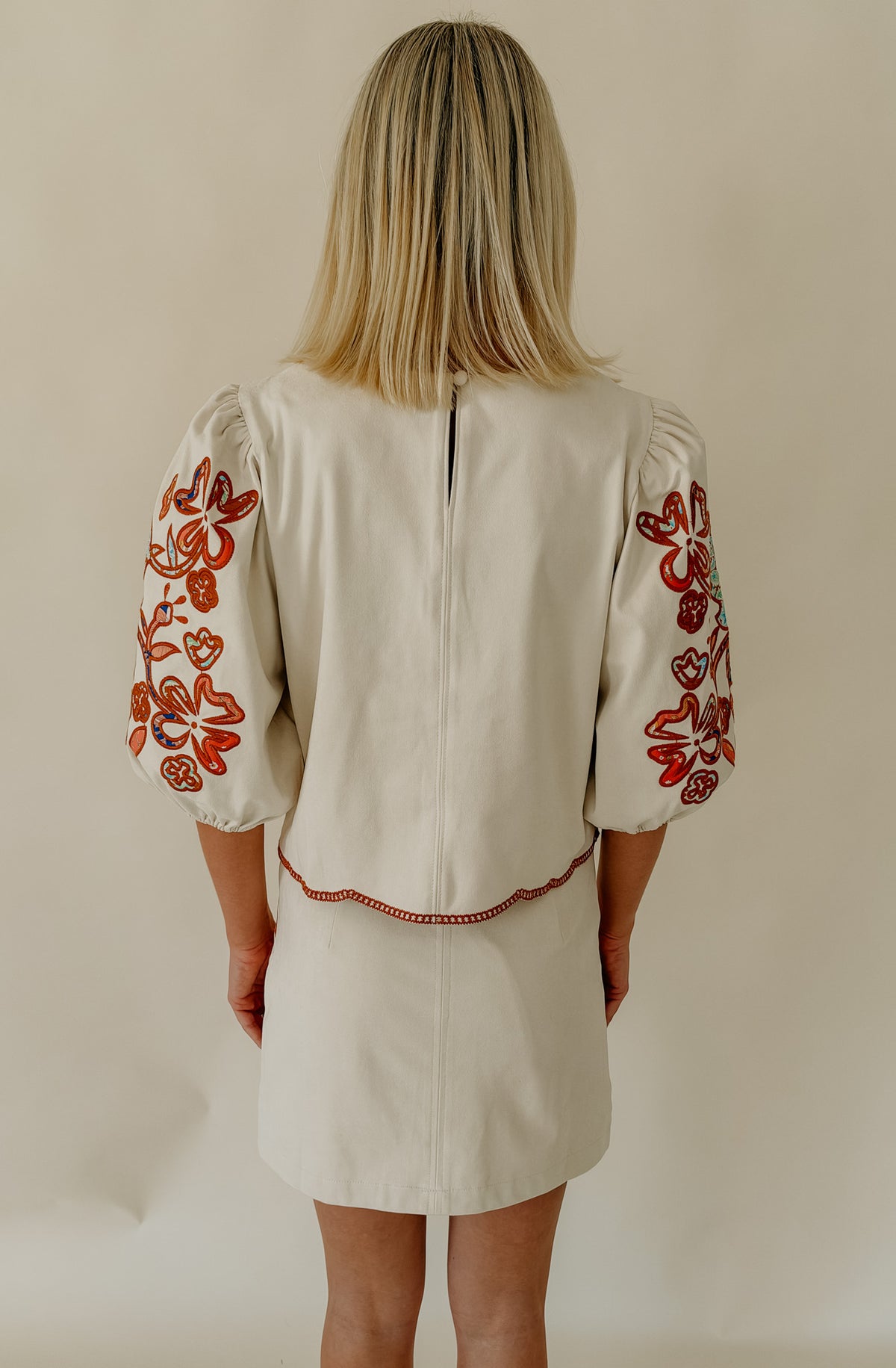 PETAL FORWARD EMBROIDERED BLOUSE