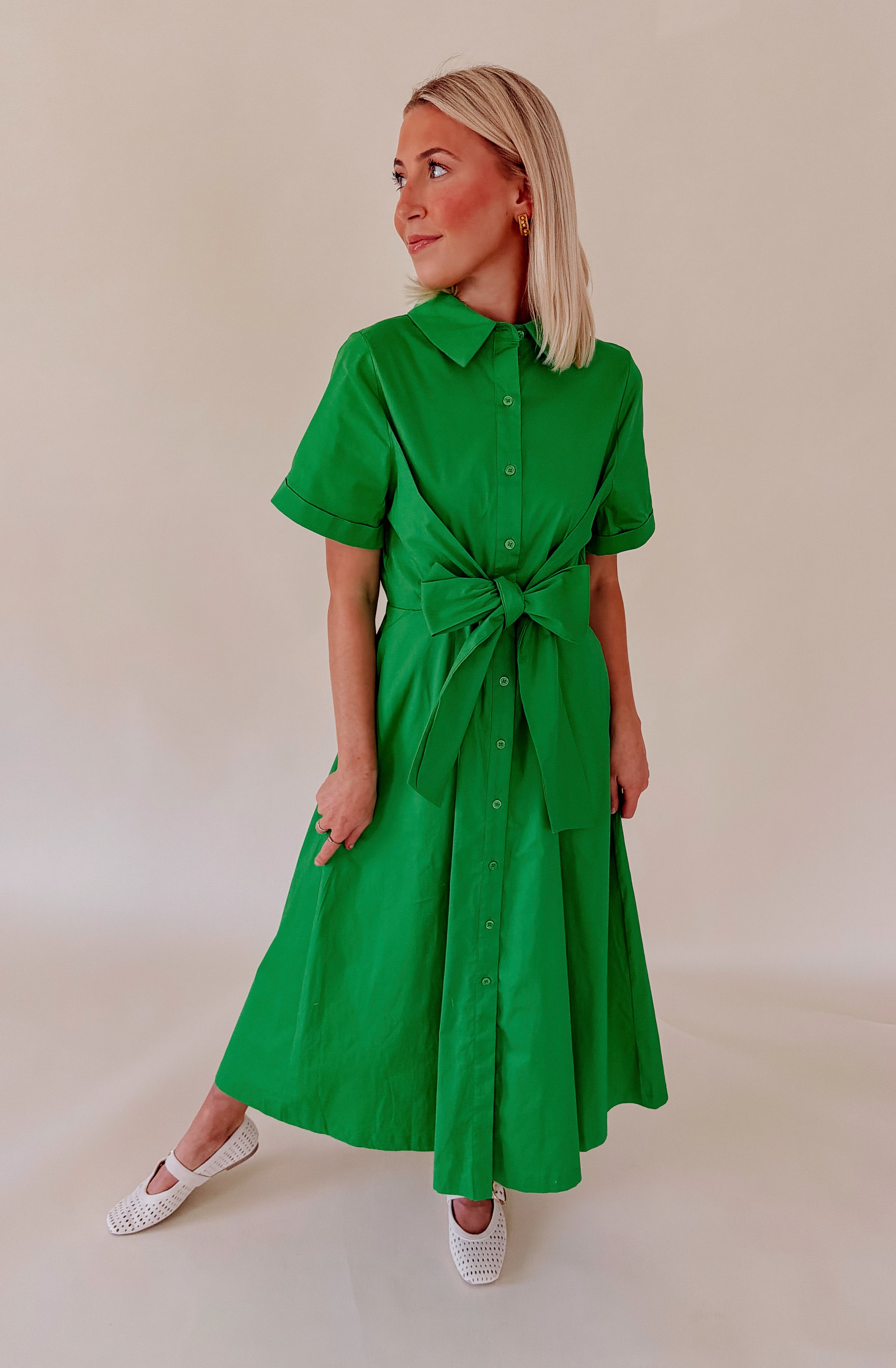THE ESSENTIAL POPLIN BLEND TIE WAIST MIDI DRESS