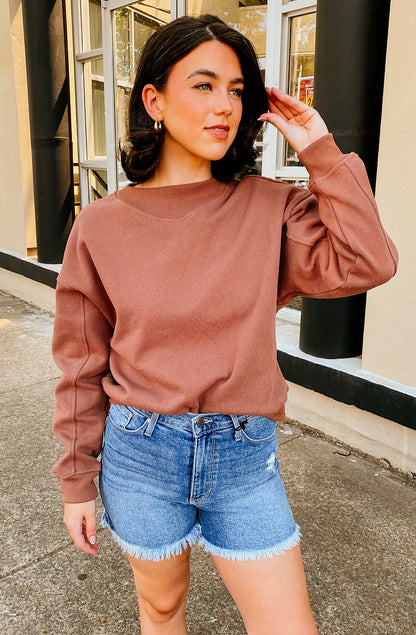 THE LIZ SWEATSHIRT