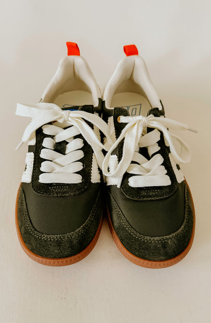 BACK 70 GHOST SNEAKERS