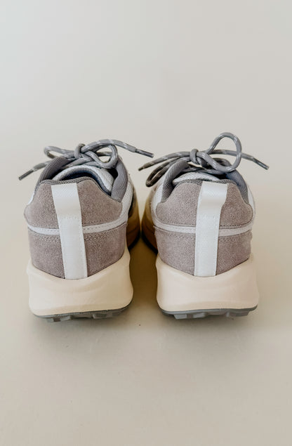 BACK 70 LIGHTNING SNEAKER