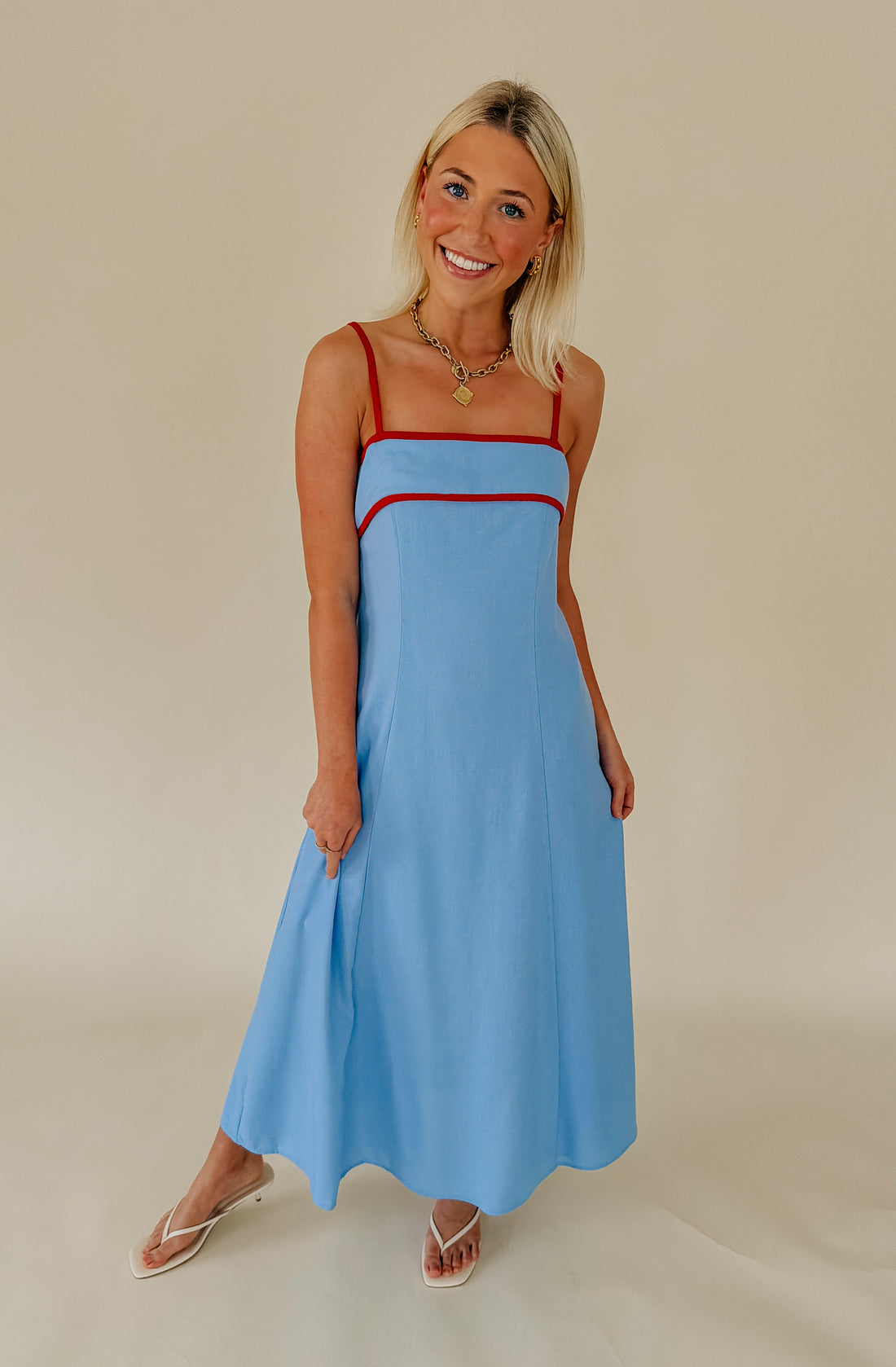 ON THE CONTRAST MIDI DRESS