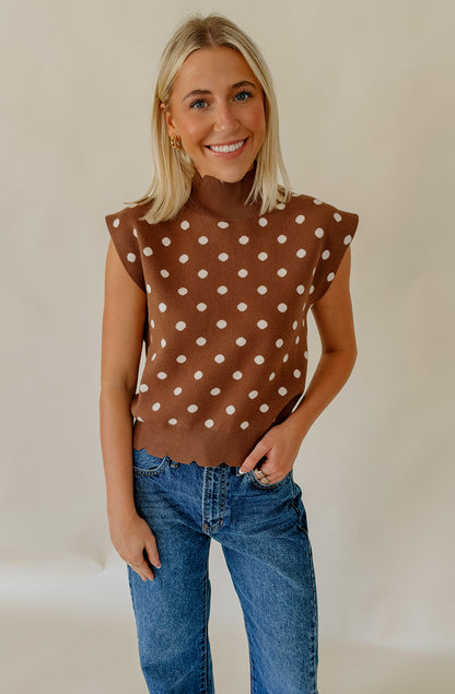 DOTTED SCALLOPED SWEATER TANK