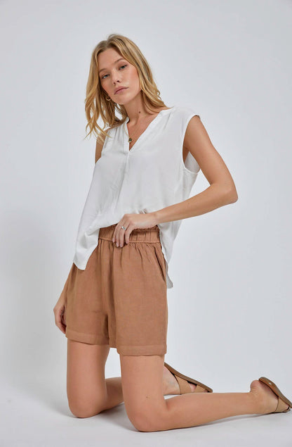 RELAXING ELASTIC LINEN SHORTS