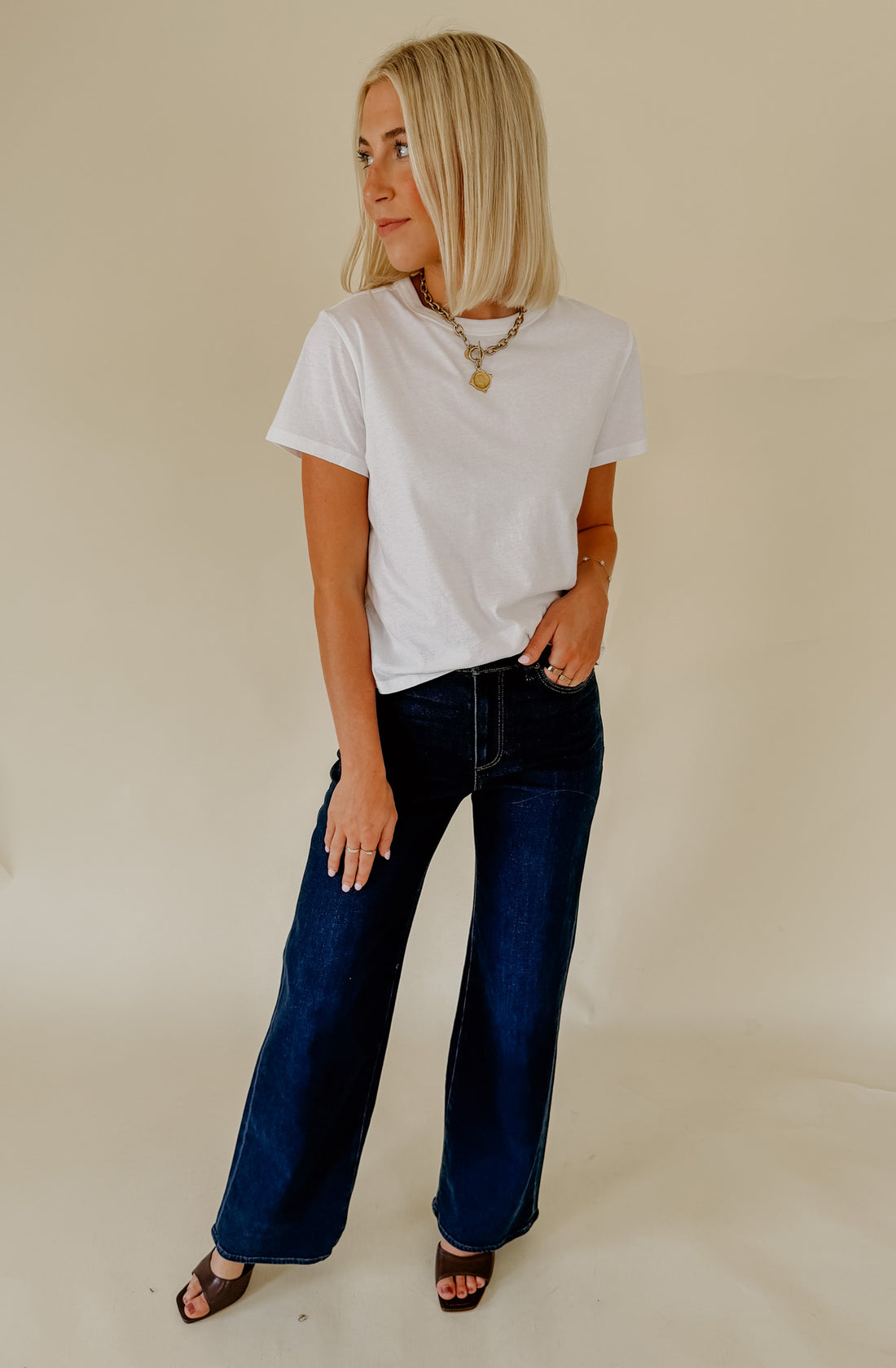 PAIGE ANESSA REVERSE SEAMED DENIM IN 31"