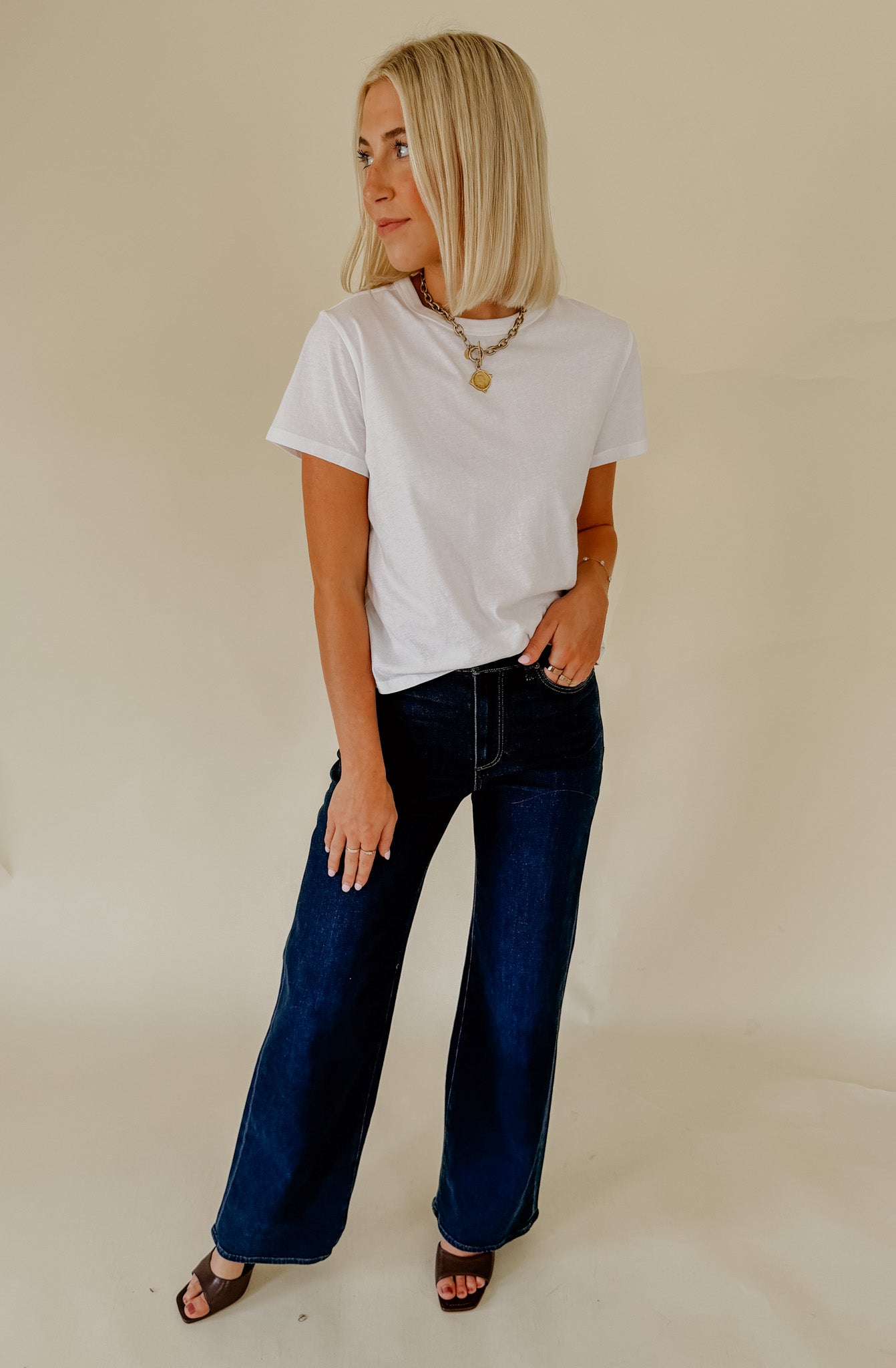 PAIGE ANESSA REVERSE SEAMED DENIM IN 31"