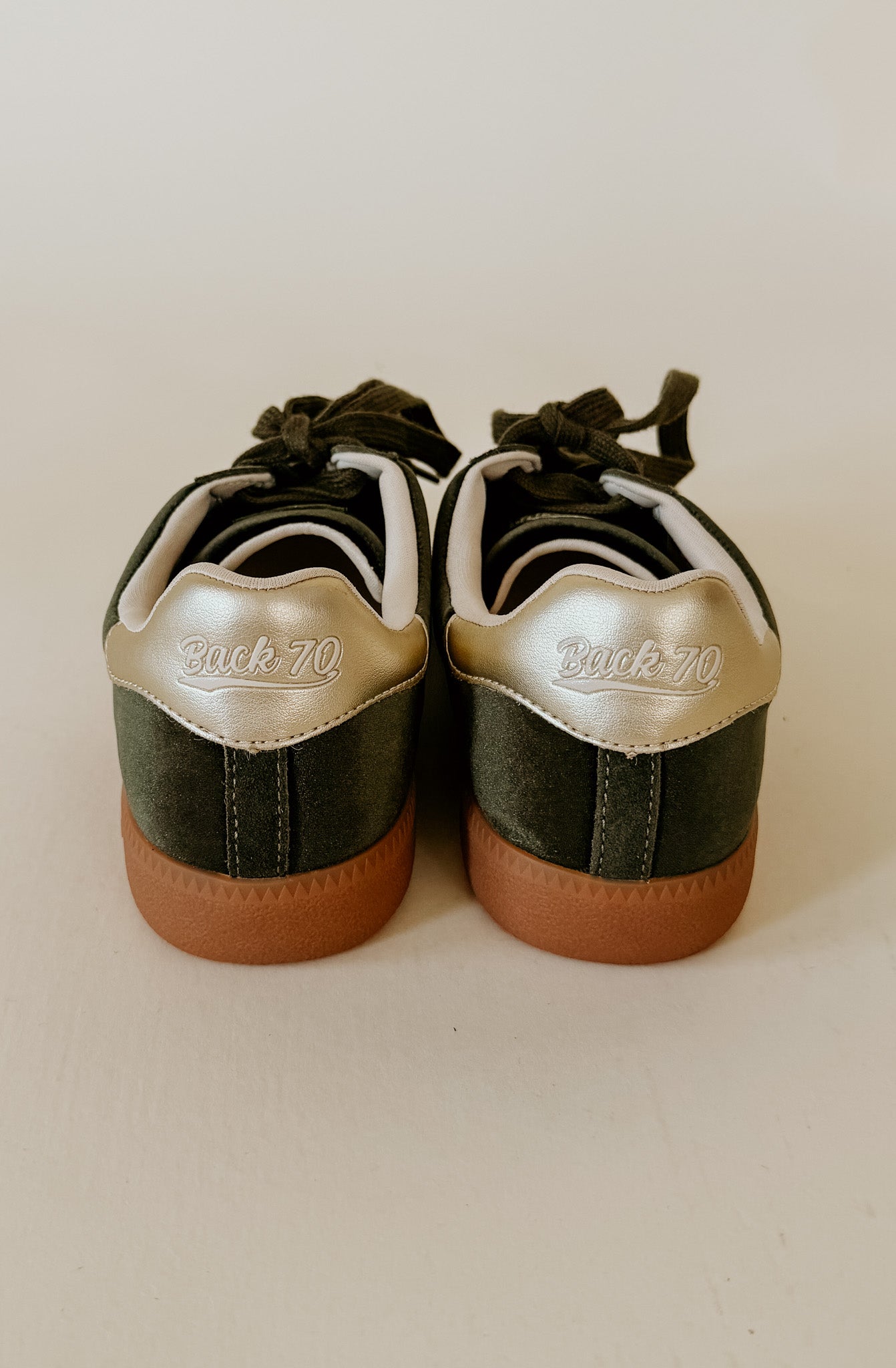 BACK 70 CLOUD SNEAKER IN VELVET GOLD