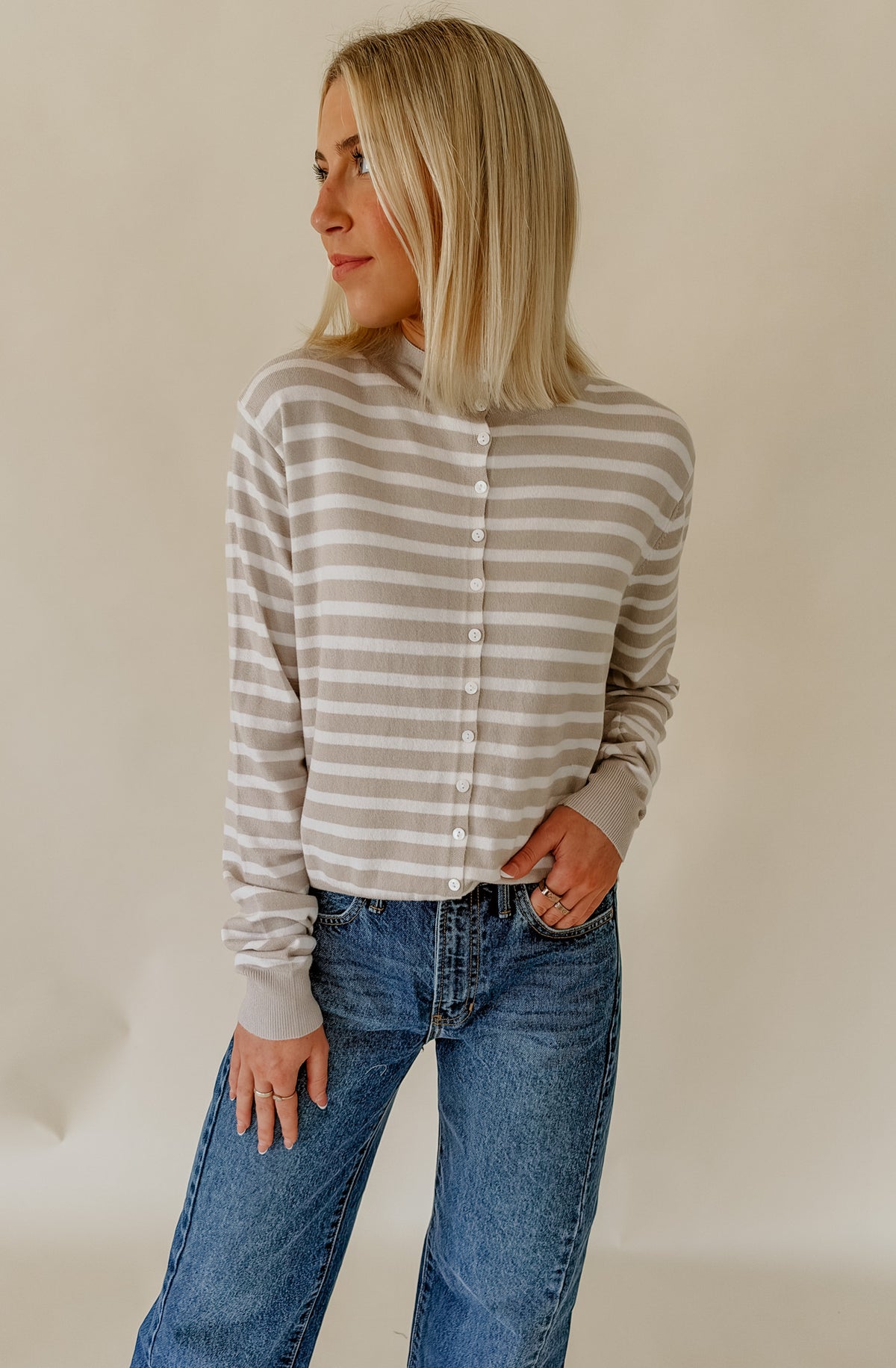 CLOUDY DAY STRIPED CARDIGAN