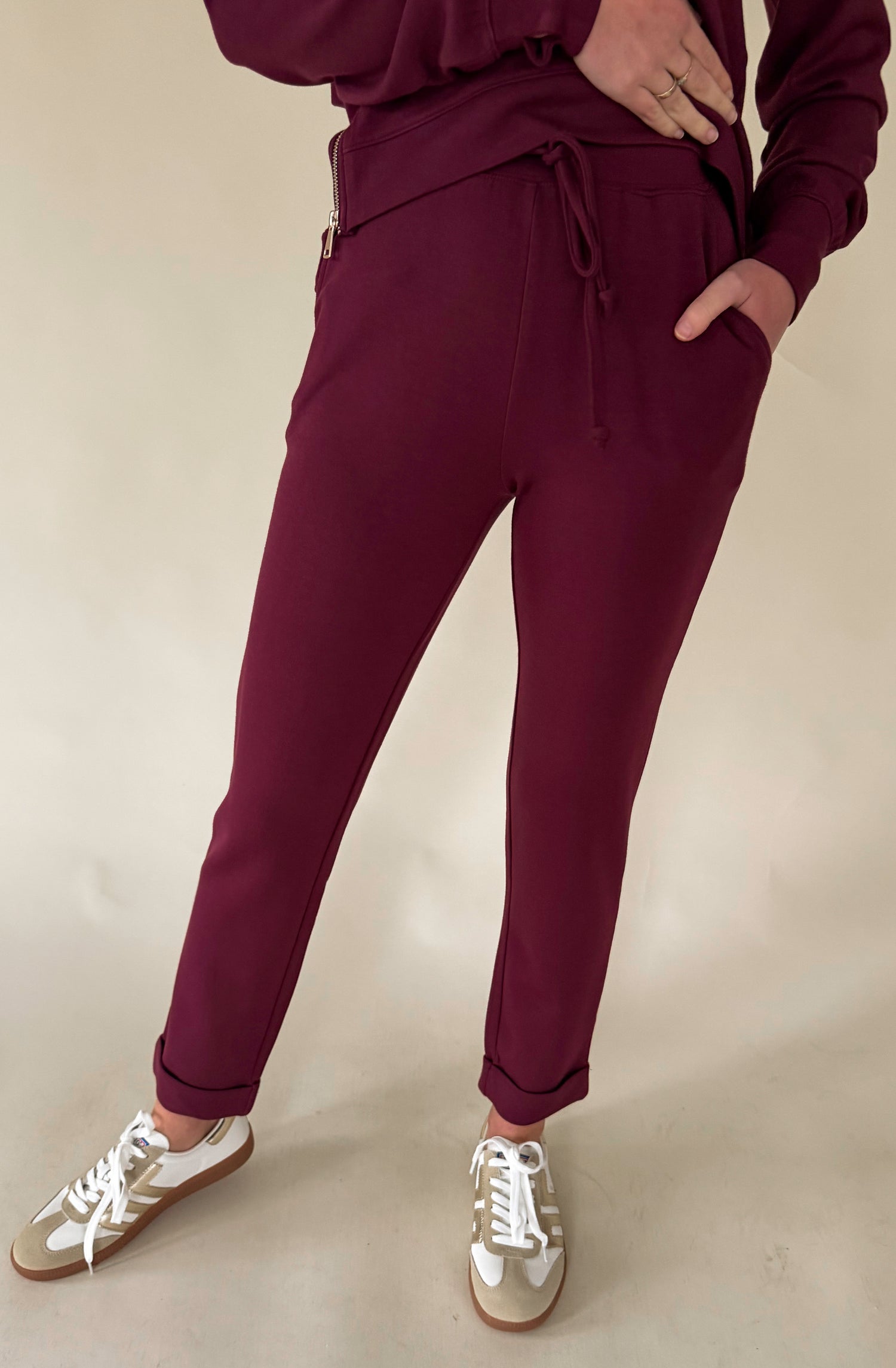 SOFTIES DREAMTECH CREW TUNIC WITH SIDE ZIP AND FLOOD PANT