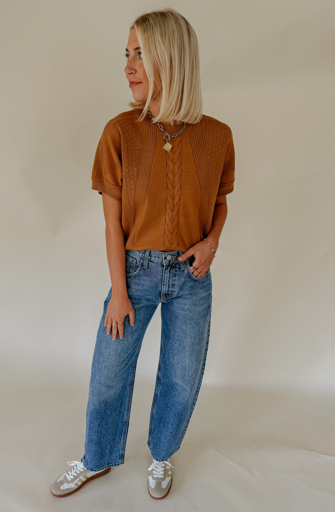 THE REMI LIGHT KNIT SWEATER TEE