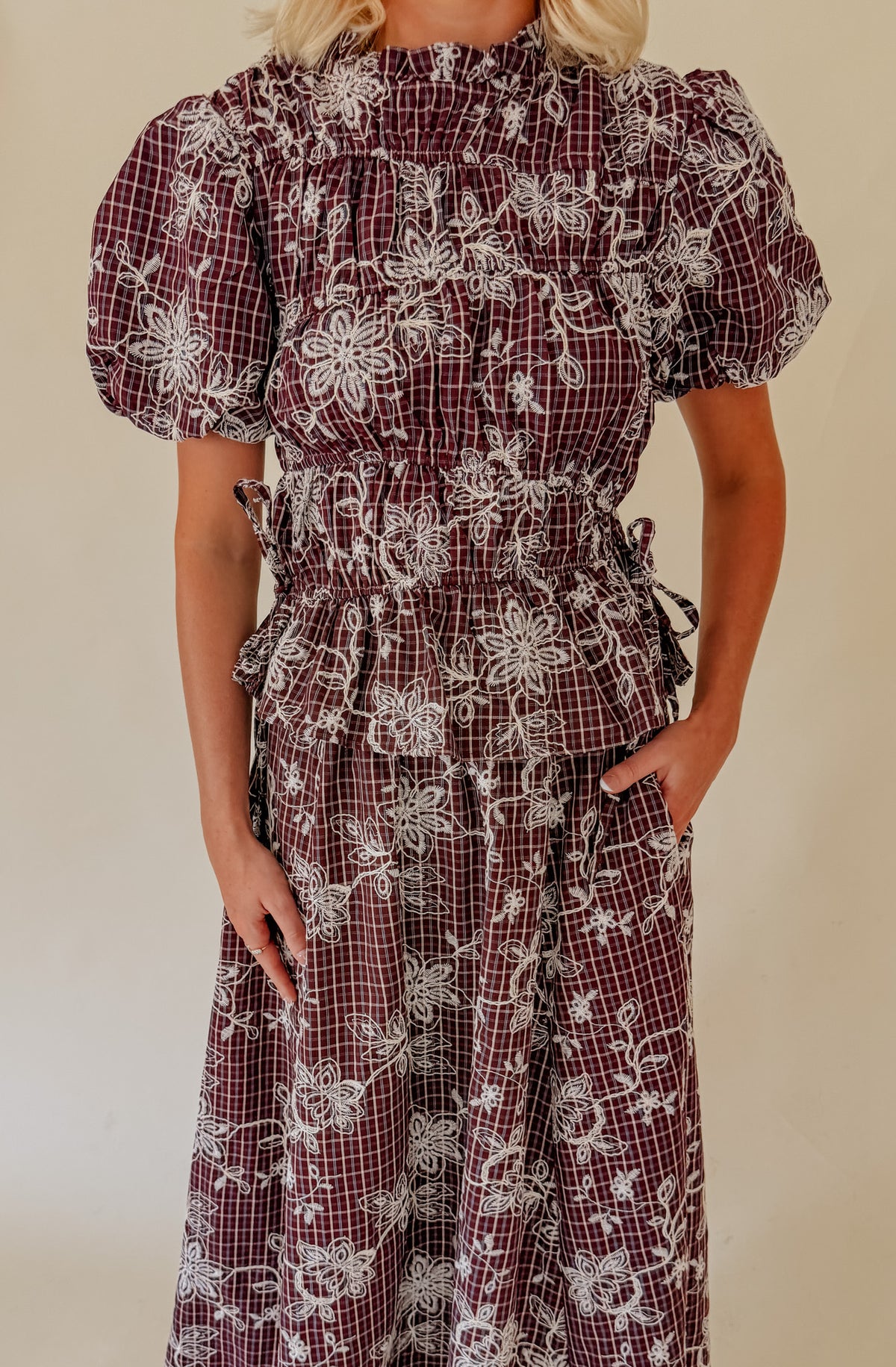 THROUGH THE GRAPEVINE EMBROIDERED CROPPED BLOUSE