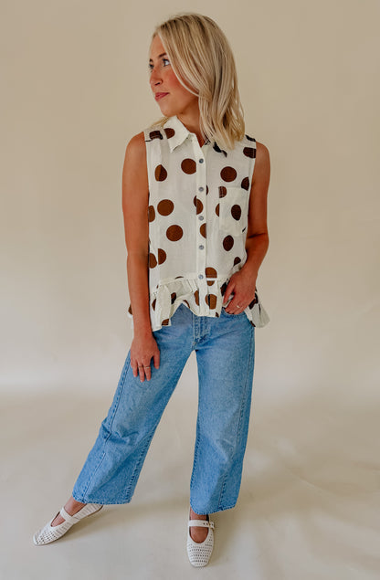 GOING IN CIRCLES BUTTONED TANK
