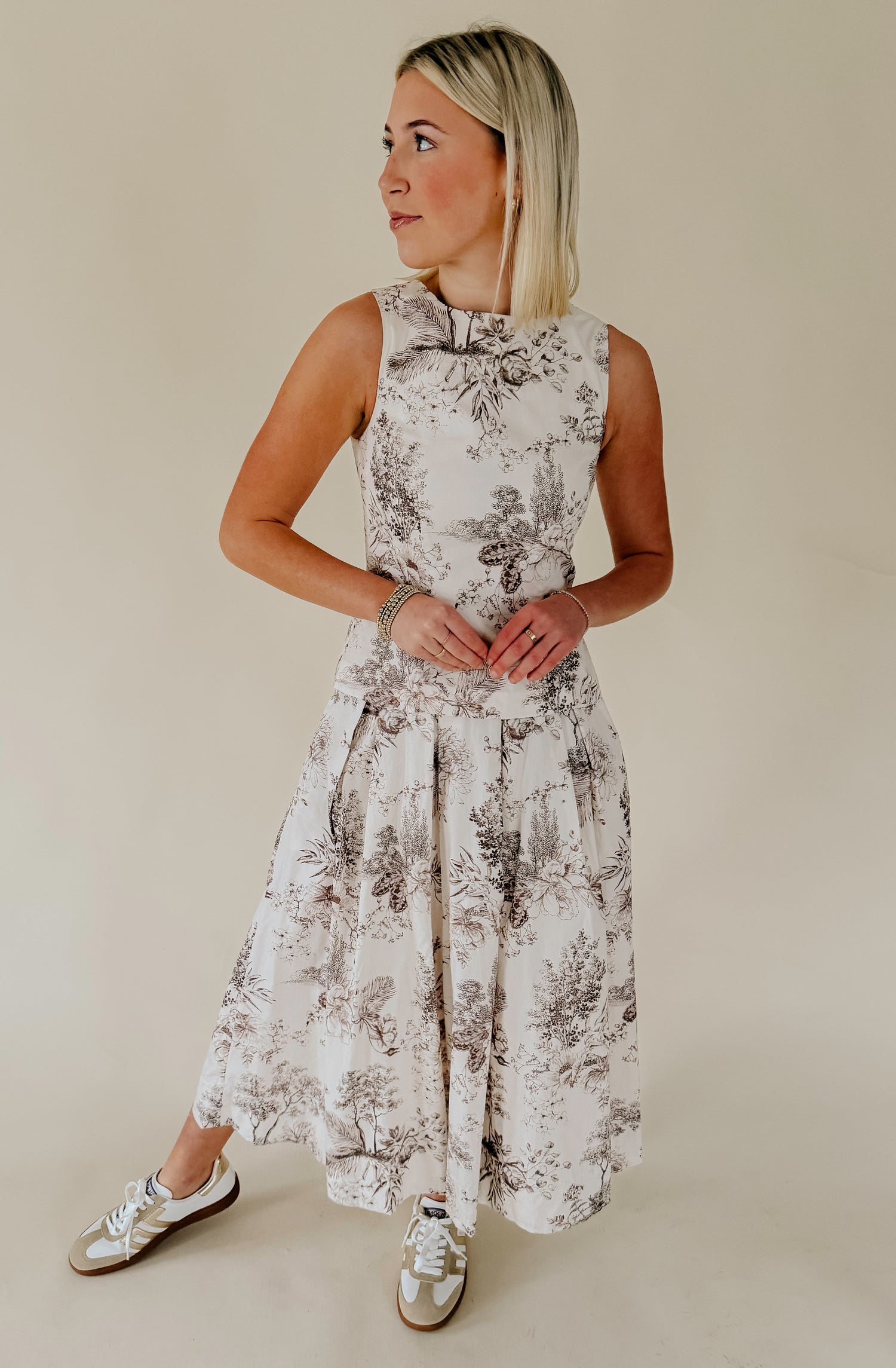 SPRING AHEAD FLORAL MIDI SKIRT