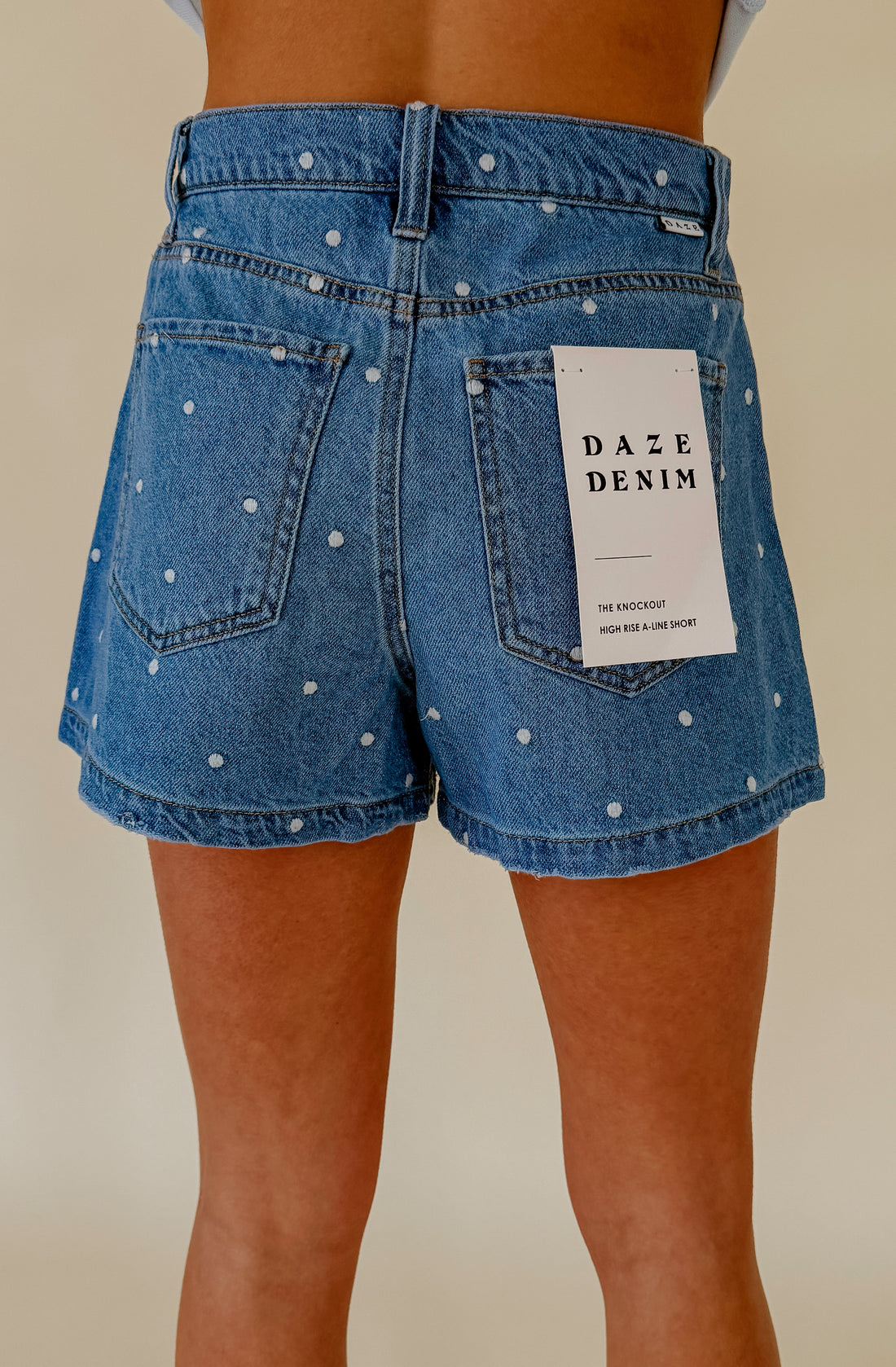DAZE KNOCKOUT SHORT IN FULL CIRCLE