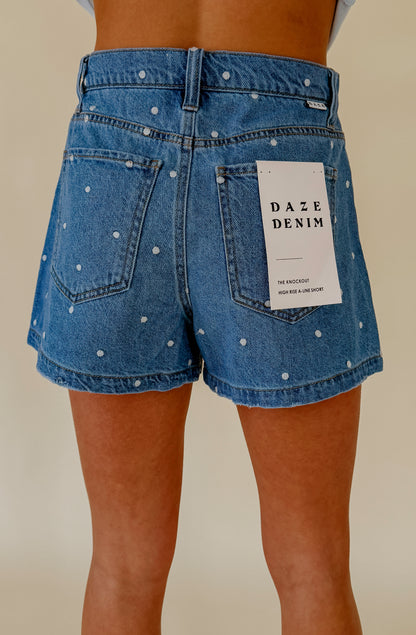 DAZE KNOCKOUT SHORT IN FULL CIRCLE