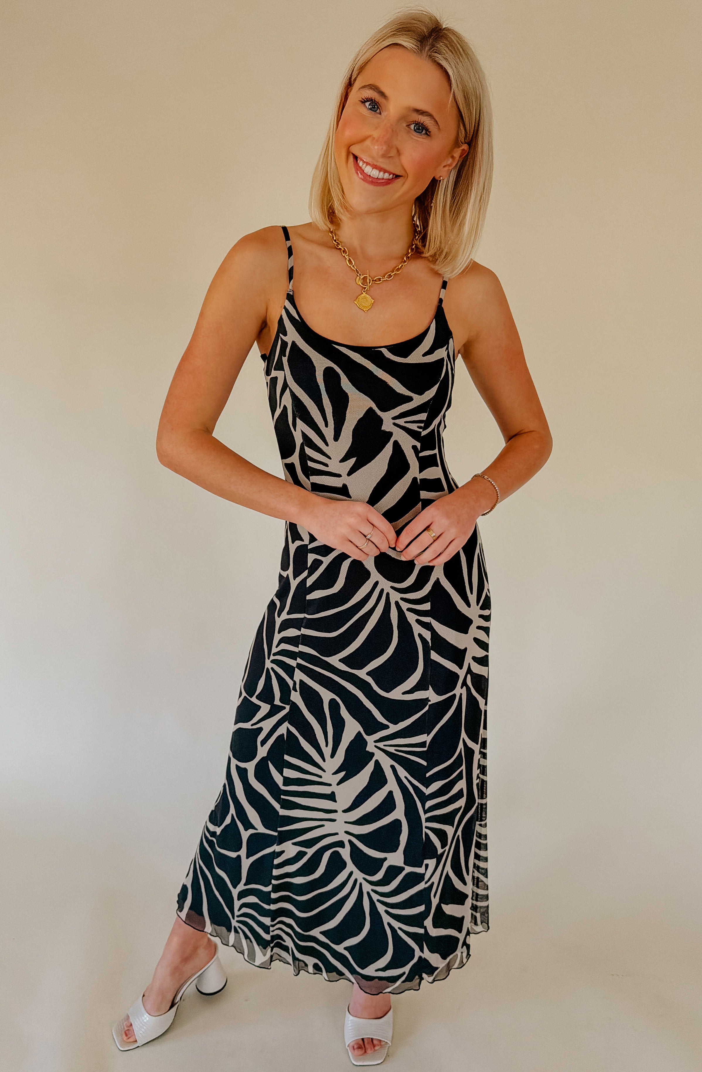 Z SUPPLY CHARISMA TOVA PALM MIDI DRESS