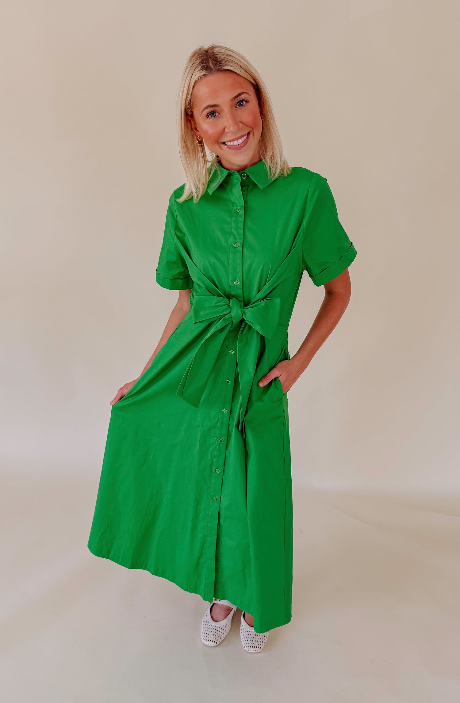 THE ESSENTIAL POPLIN BLEND TIE WAIST MIDI DRESS