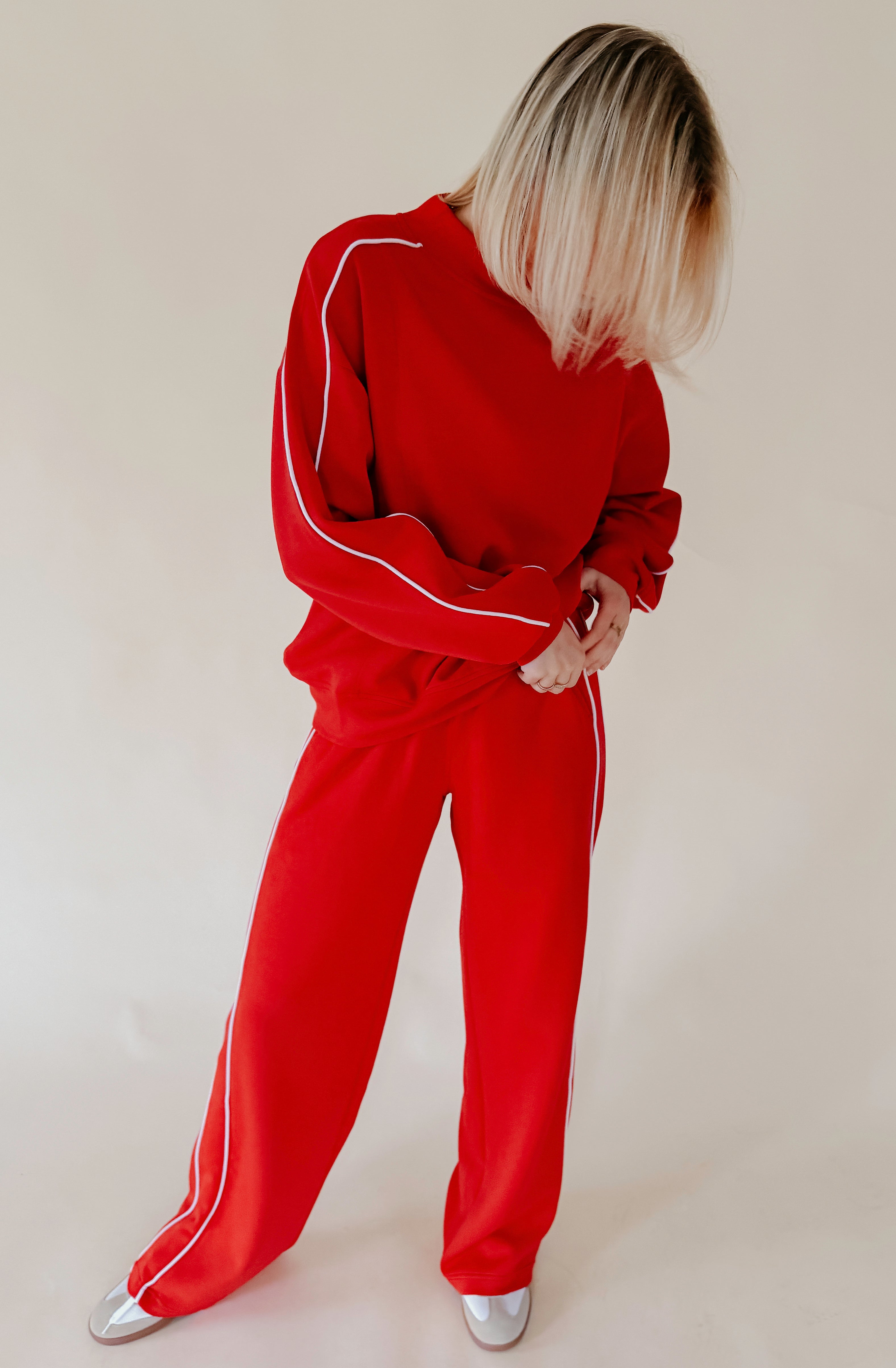 LIGHT AS AIR MODAL SCUBA TOP WITH PIPING