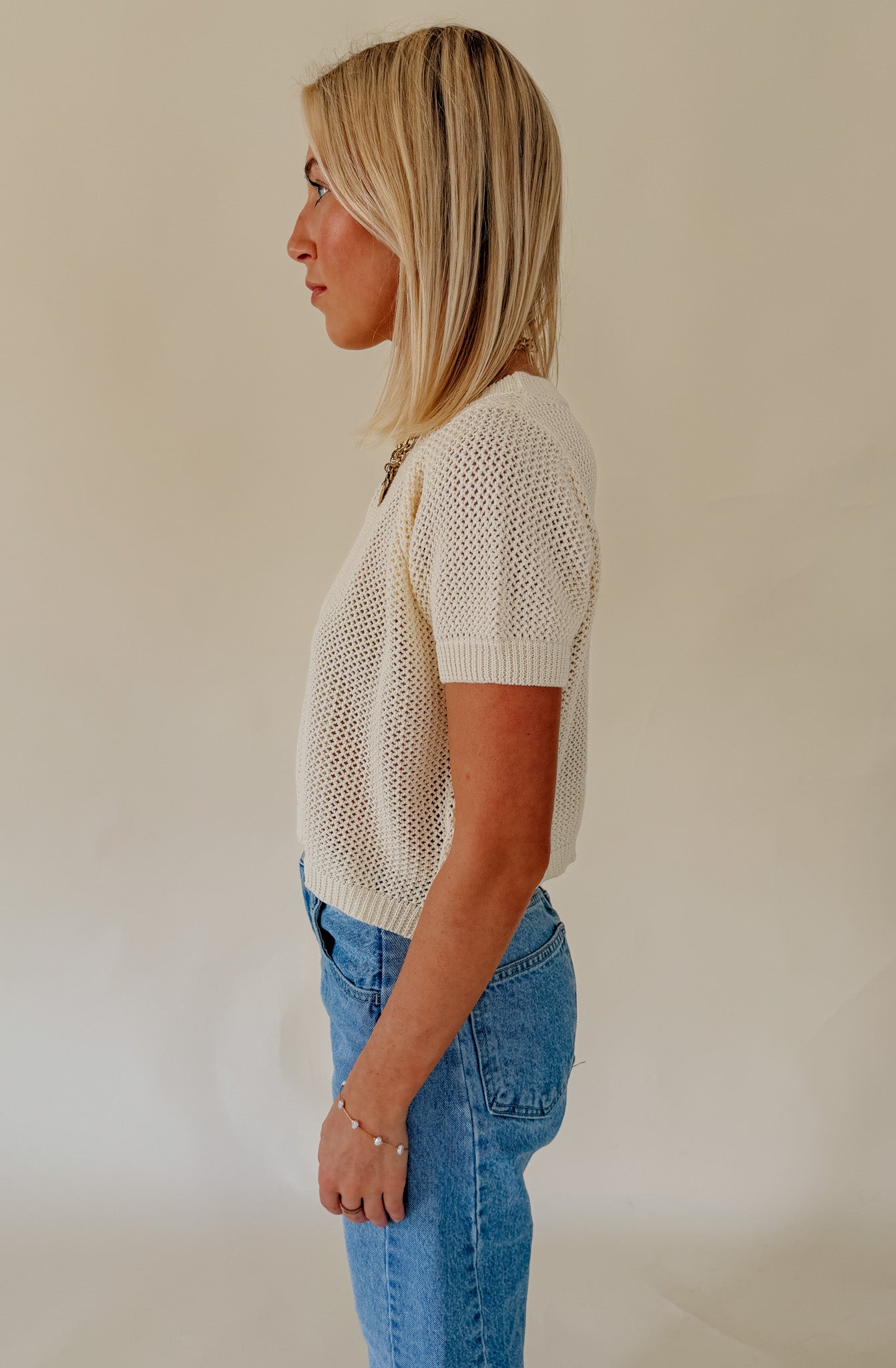 LIGHT &amp; AIRY OPEN KNIT SWEATER TEE