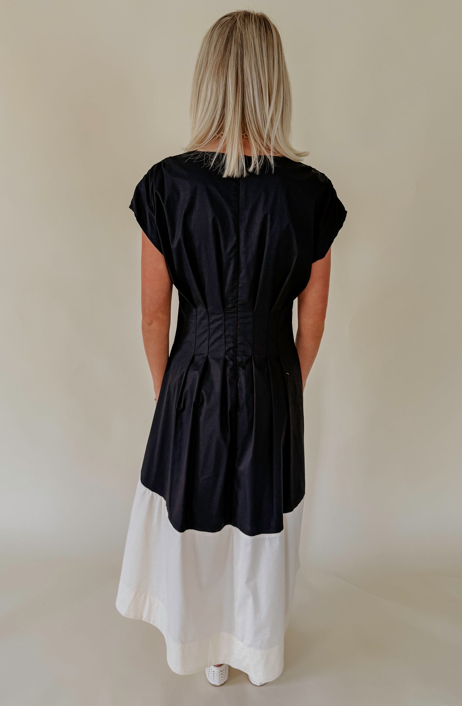 BACK IN BLACK POPLIN MIDI DRESS