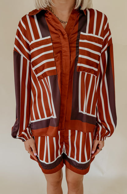 PATTERNS RELAXED BLOUSE