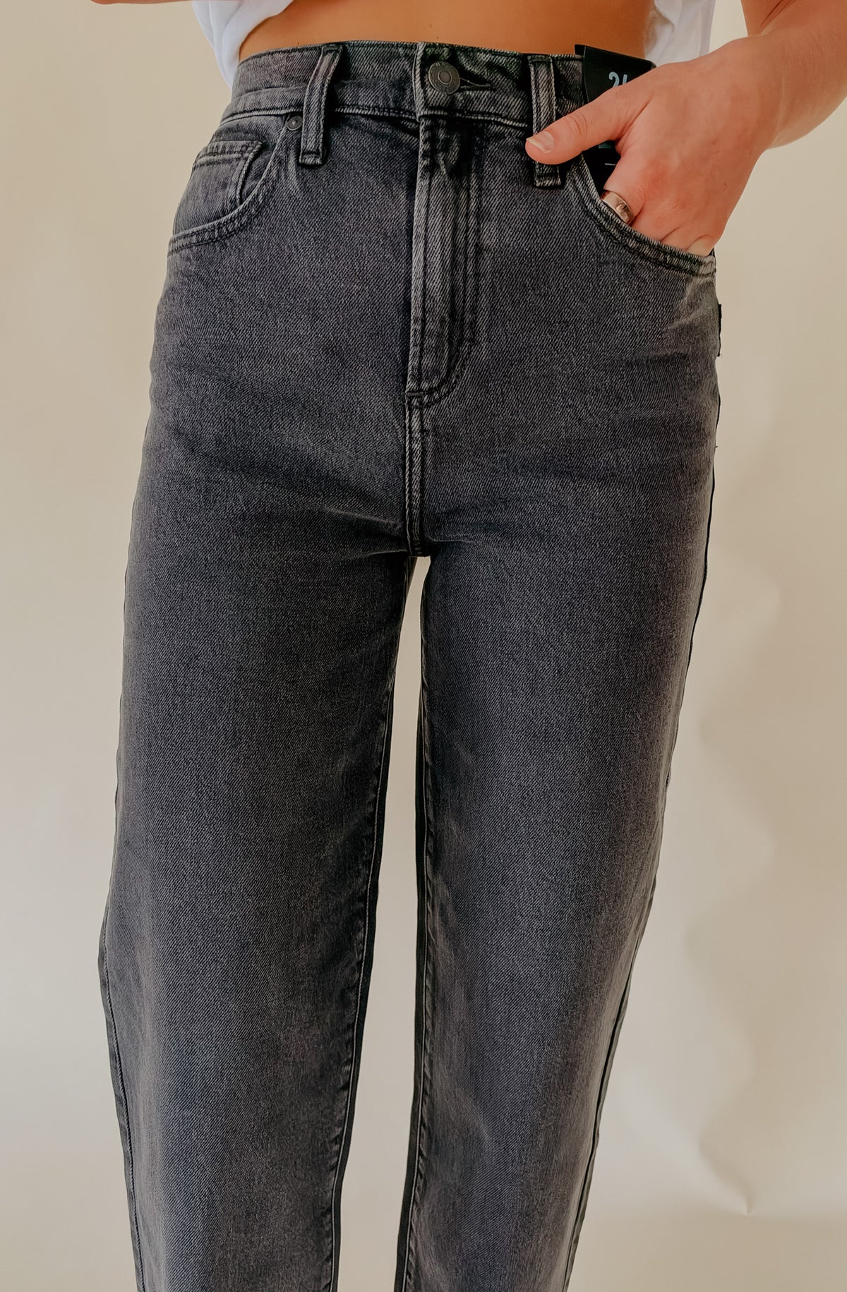 SILVER HIGHLY DESIRABLE RELAXED STRAIGHT JEAN