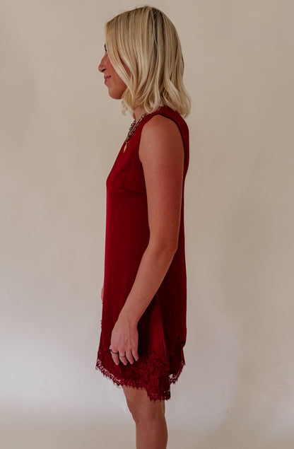 WINE LATER LACE TRIM DRESS