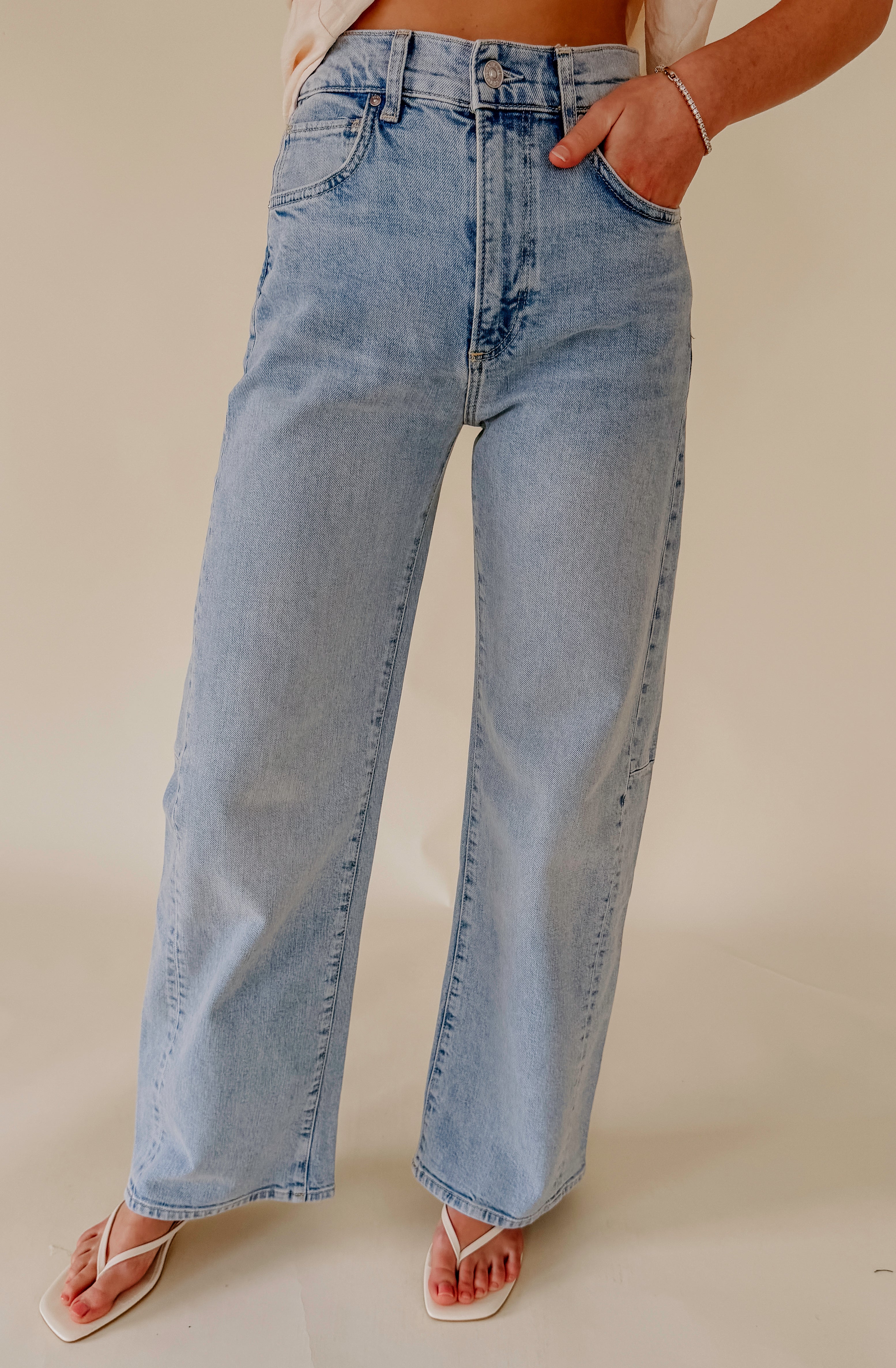 PAIGE ARELLIA SKIMMER BARREL WITH OUTSEAM PANEL – E.Leigh's
