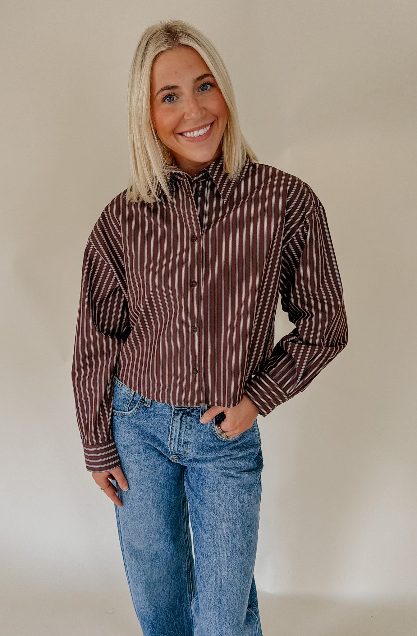 THE AMY STRIPED CROPPED BUTTON UP