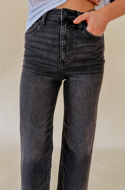 DAZE PLEASER HIGH RISE DENIM