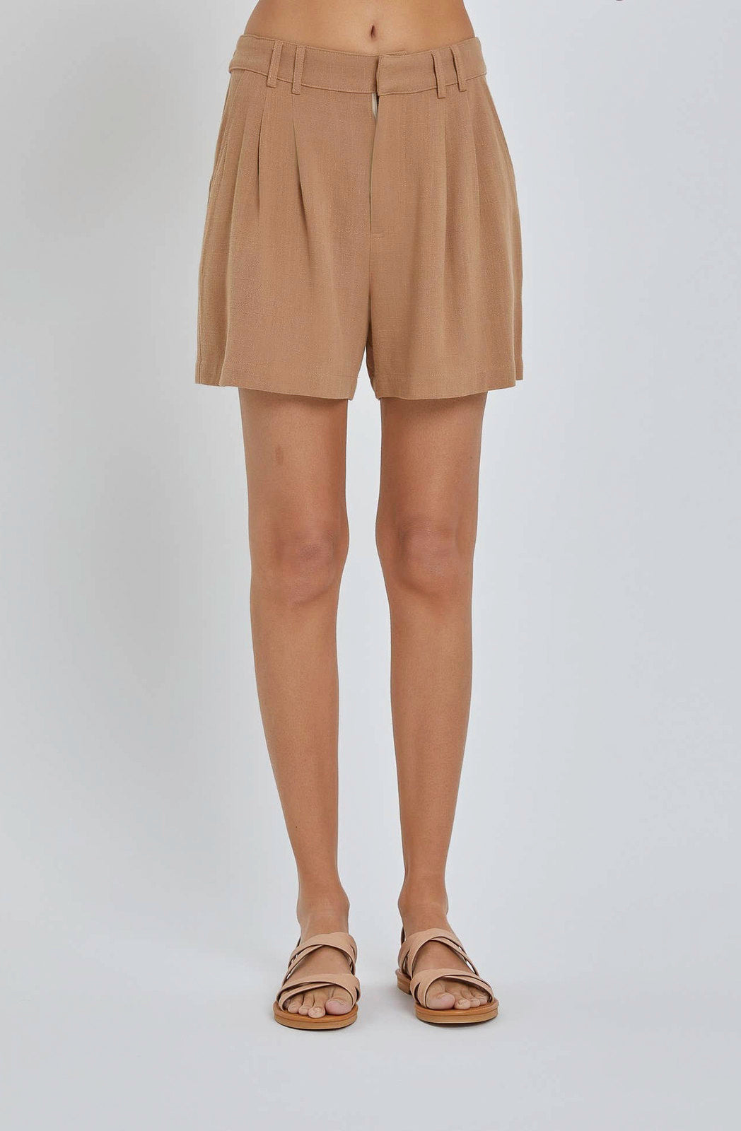 TALL LATTE LINEN SHORTS