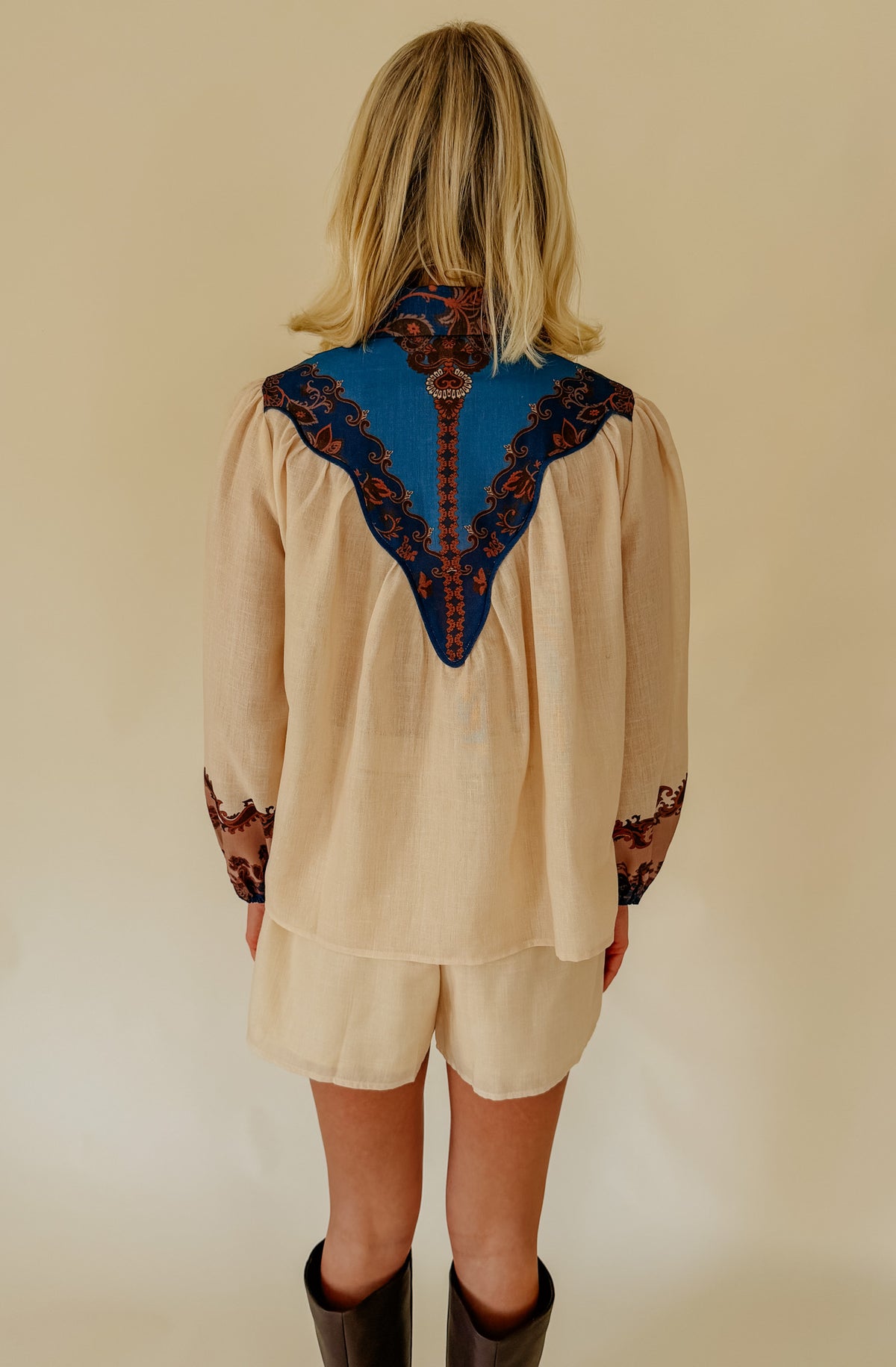 THE WESTY BUTTONED BLOUSE