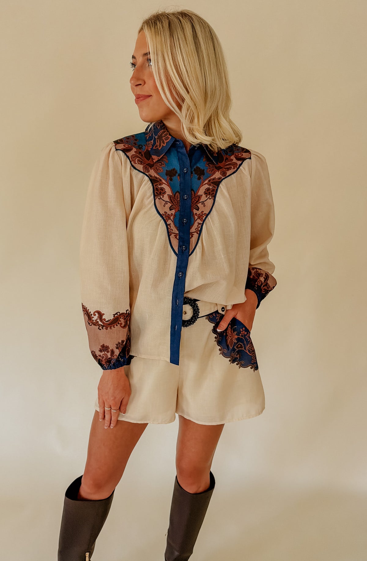 THE WESTY BELTED SHORT