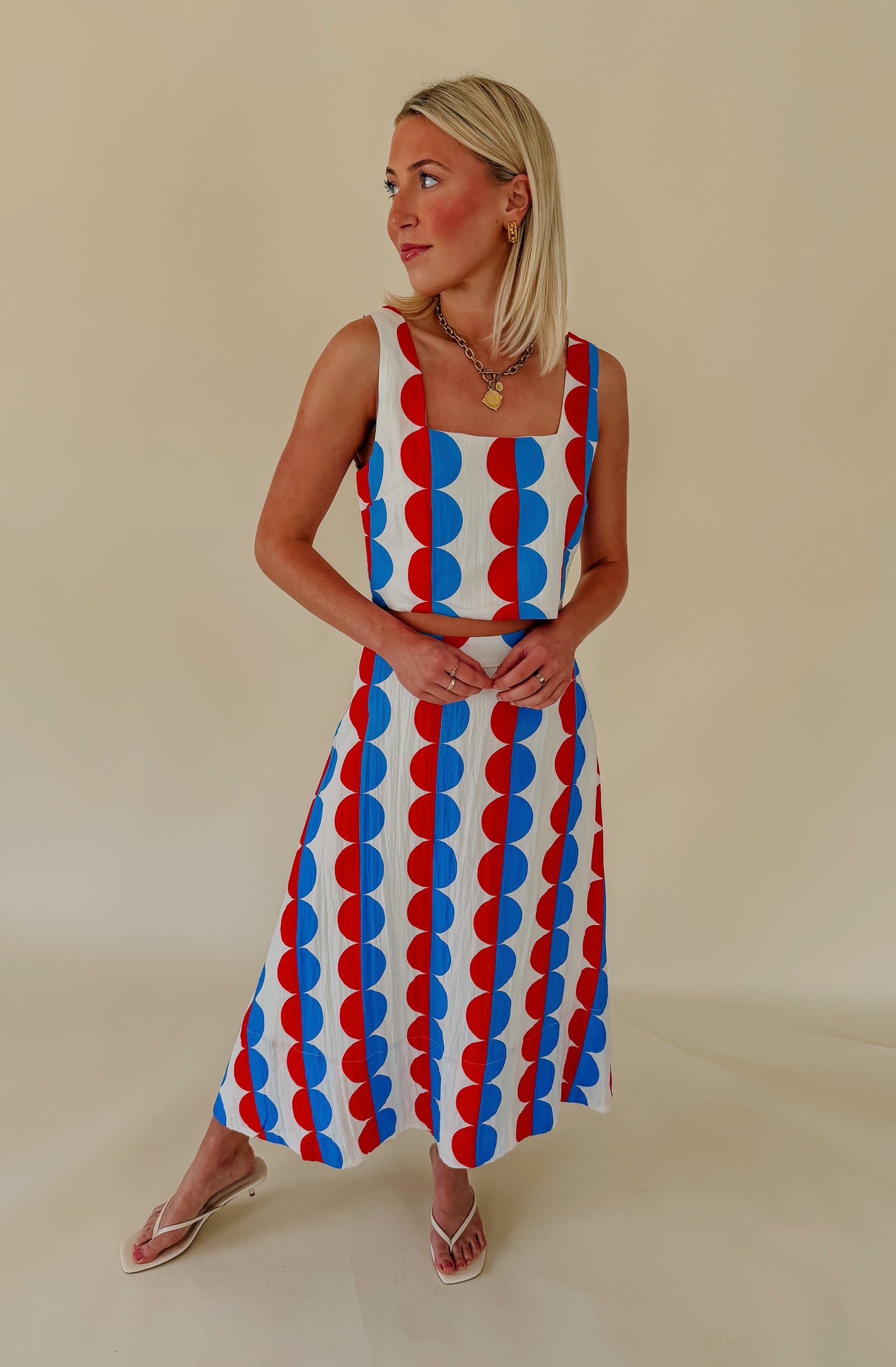THE ROSETTE TWO PIECE SET