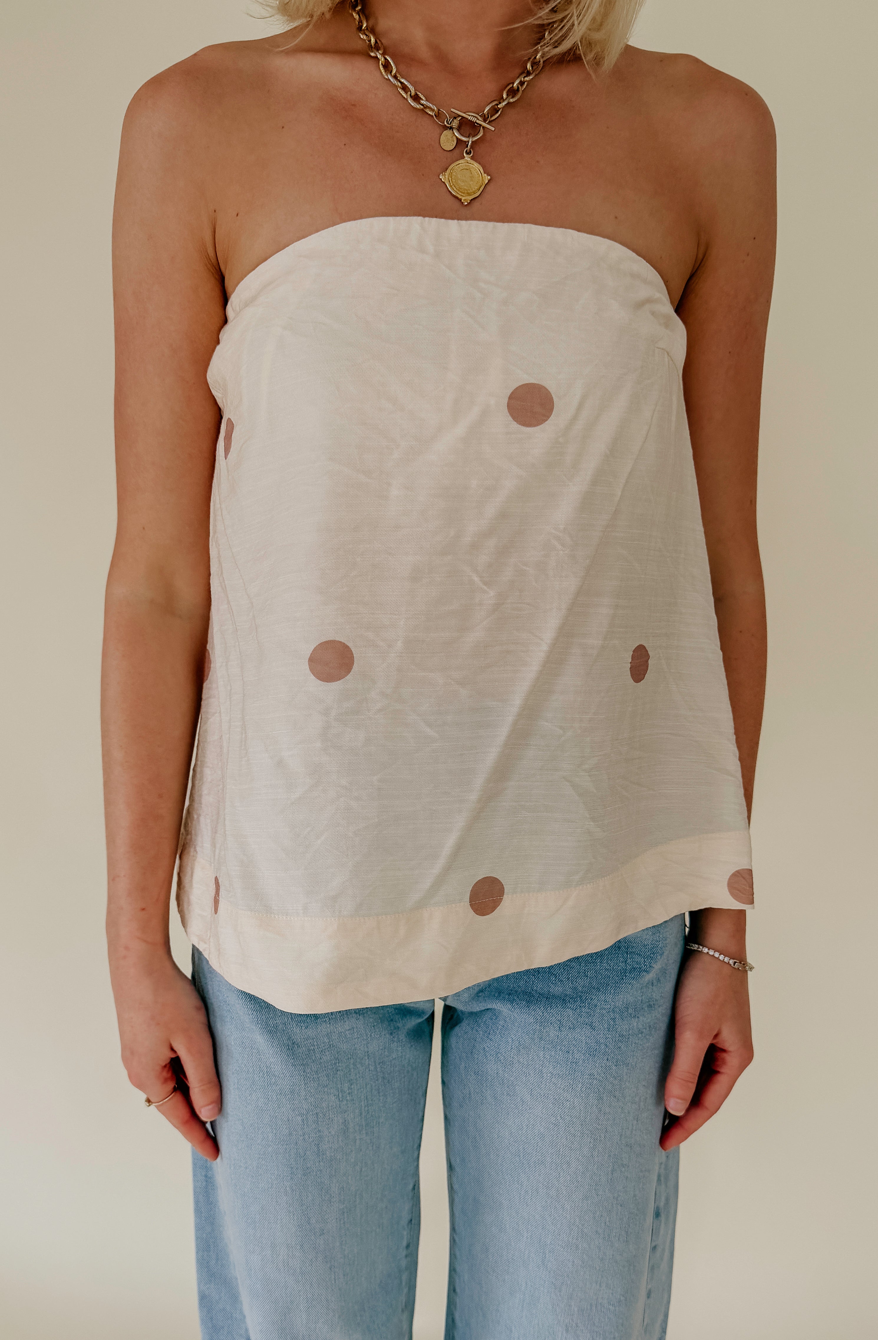 JUST A BREEZE STRAPLESS TOP