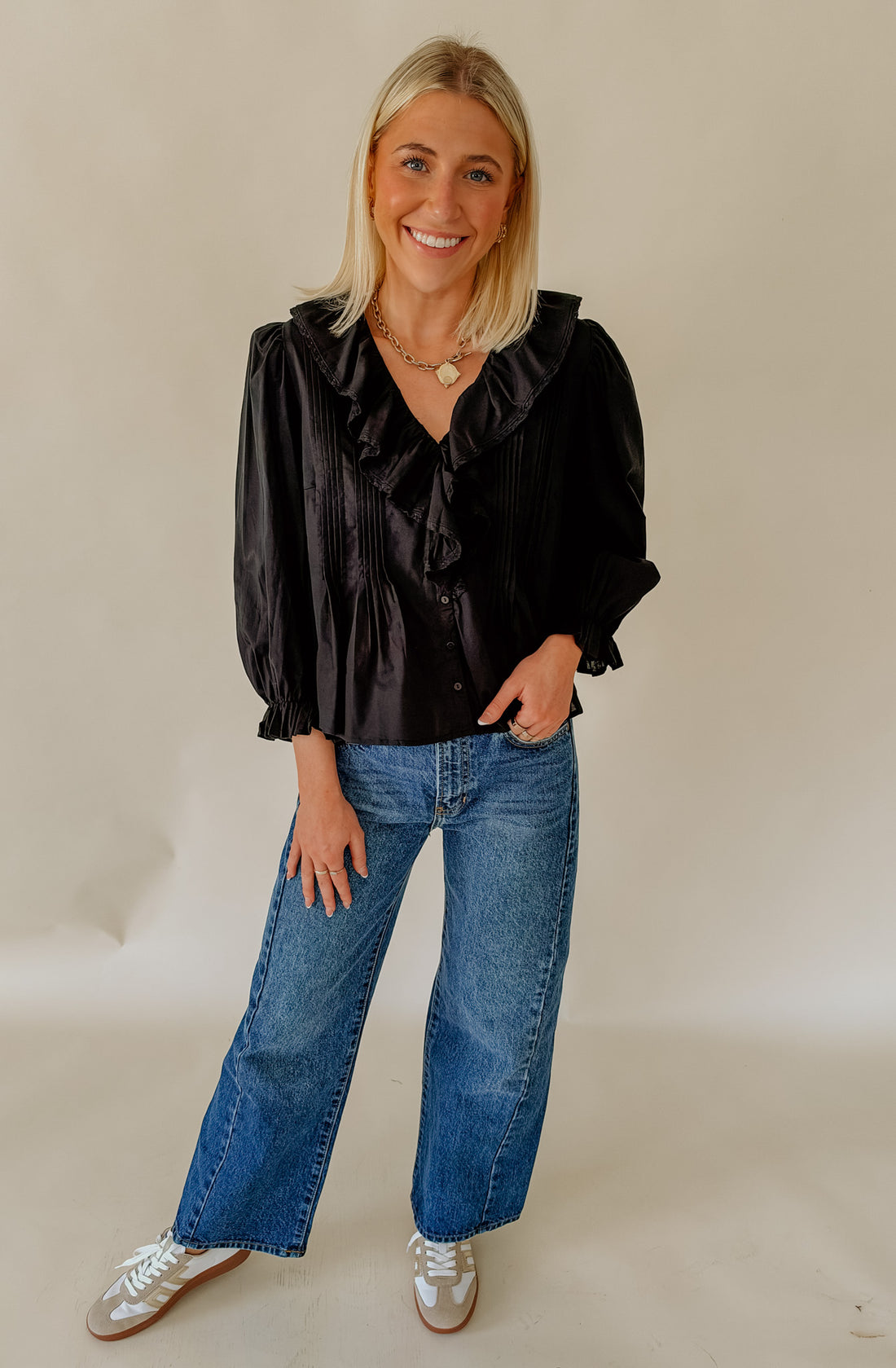 TAKE TIME RUFFLE BLOUSE