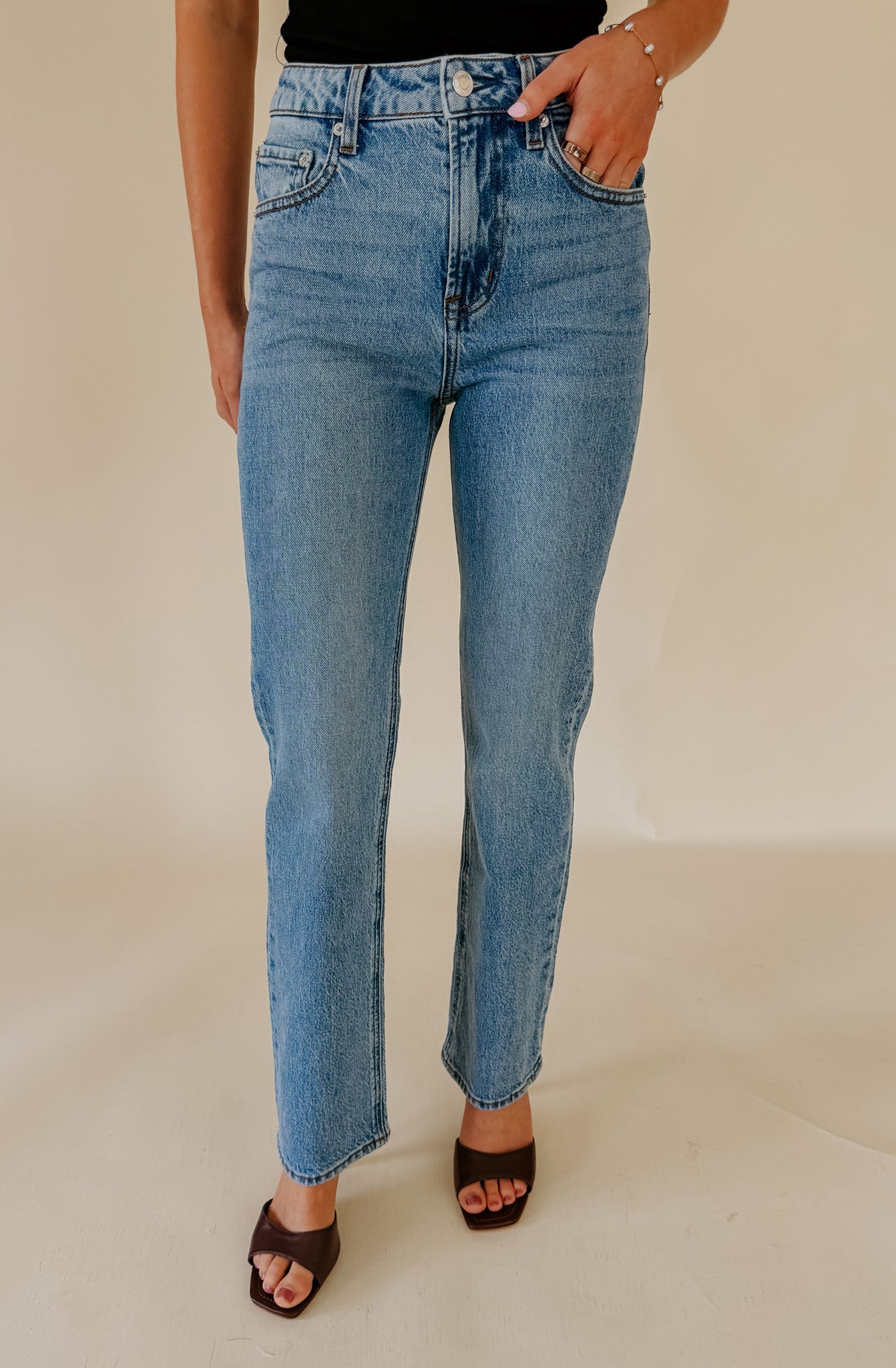 Z SUPPLY THE MUSE HIGH RISE STRAIGHT DENIM