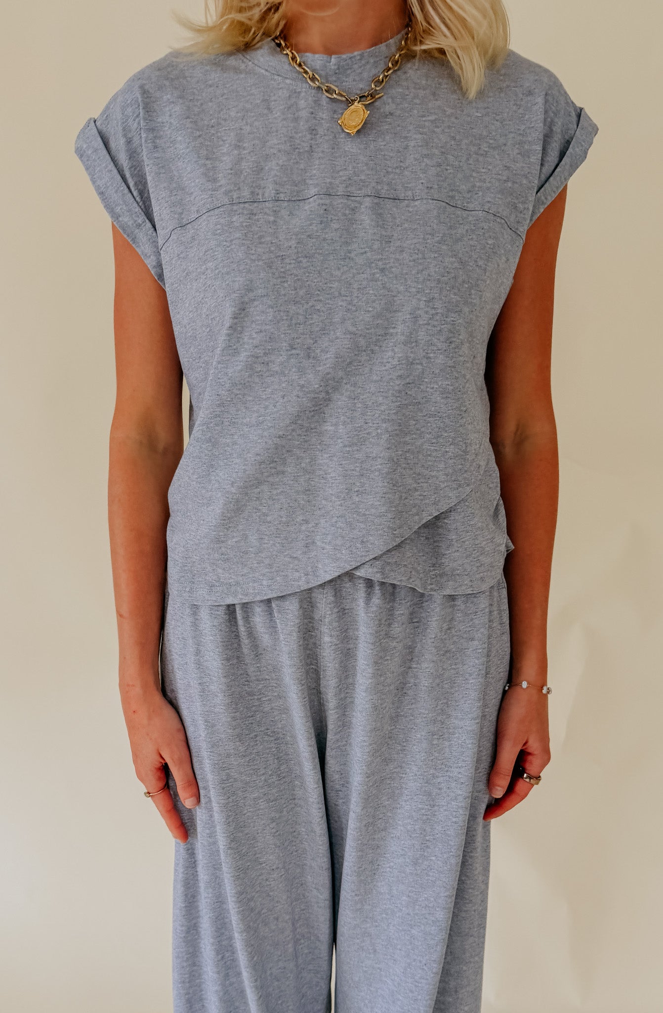 OFF DUTY CROPPED TEE