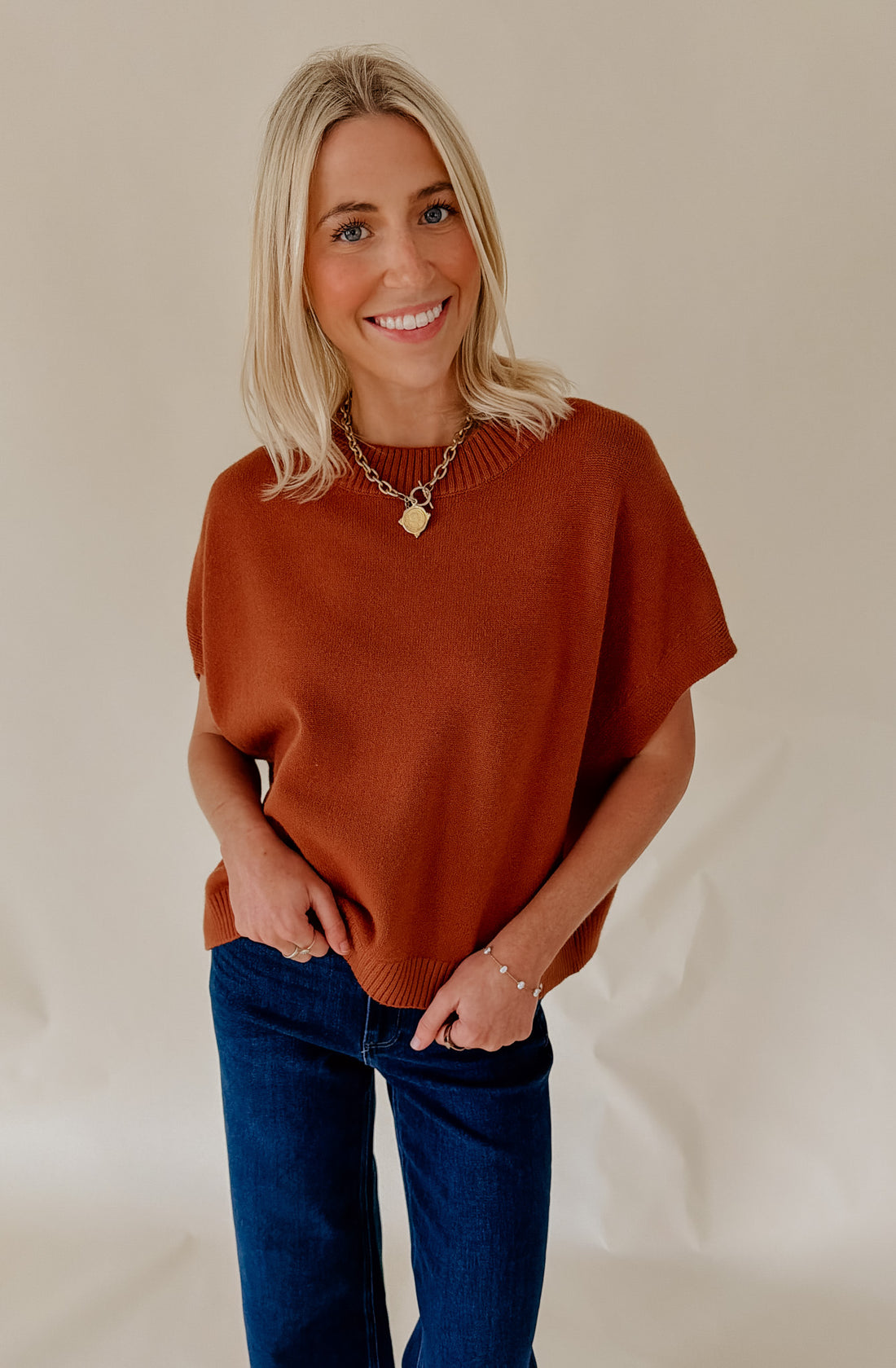 THE SEREN KNIT SWEATER TEE