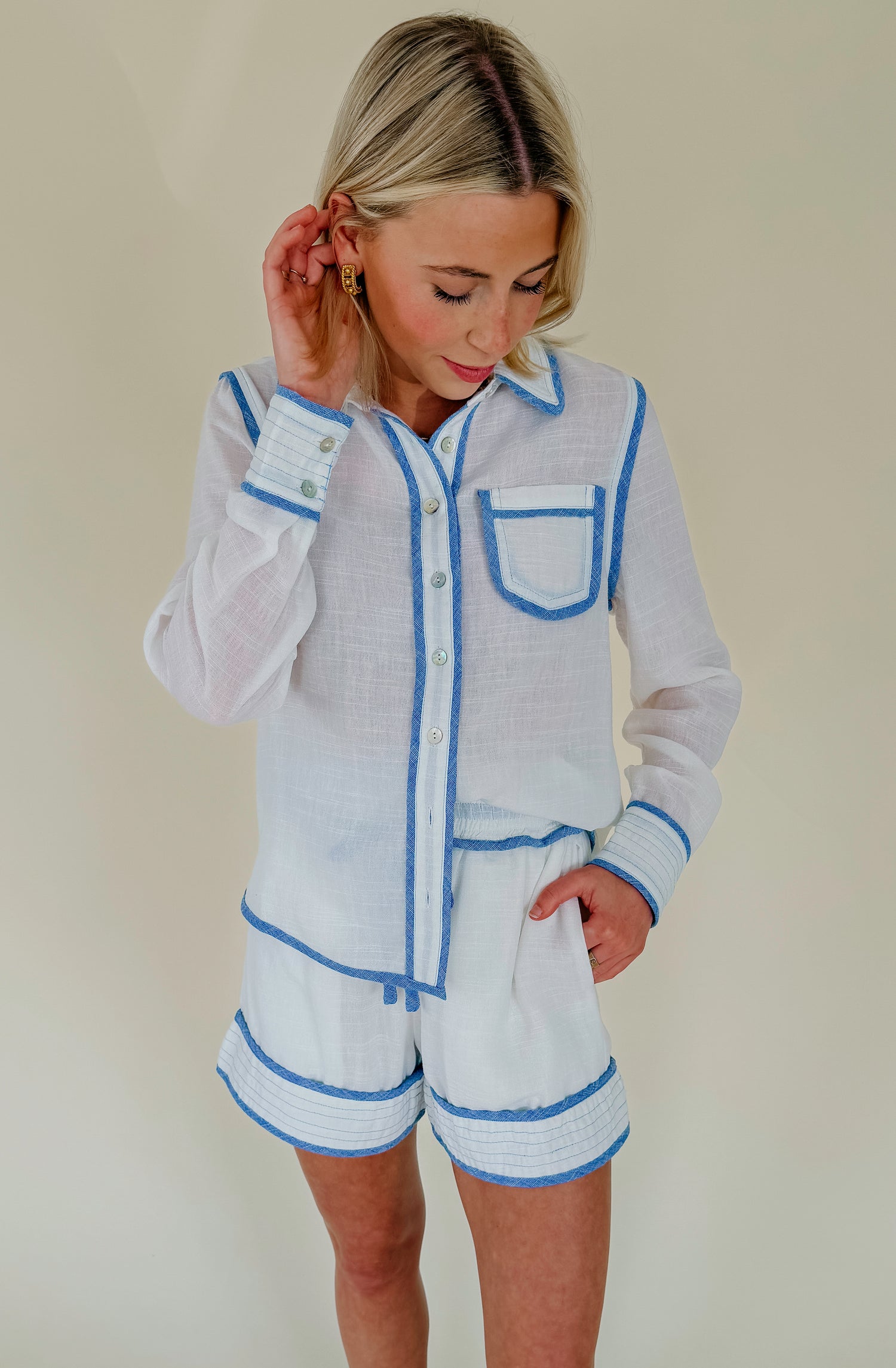 OCEAN FRONT BUTTON DOWN