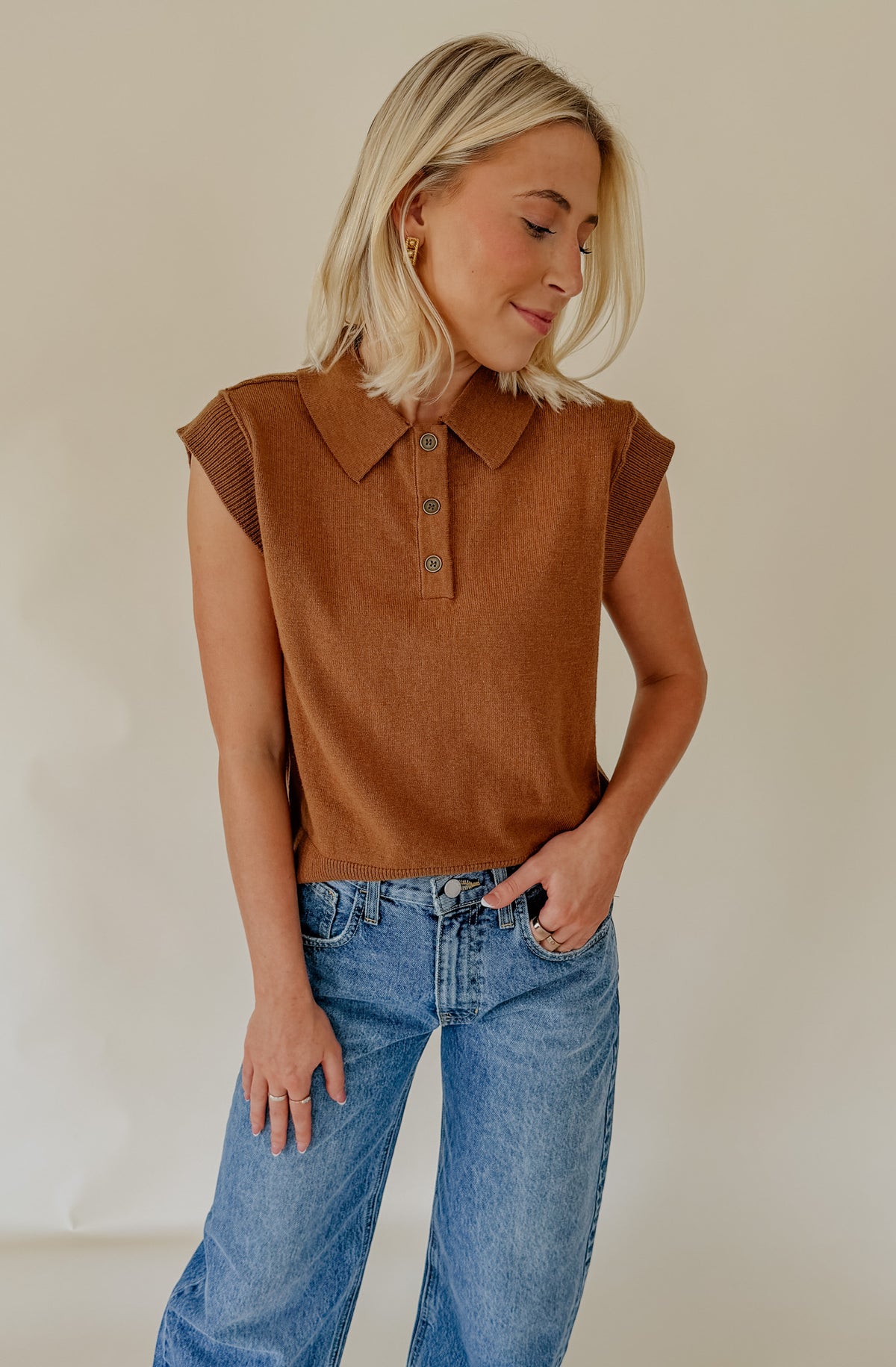 THE EBONY COLLARED KNIT TANK