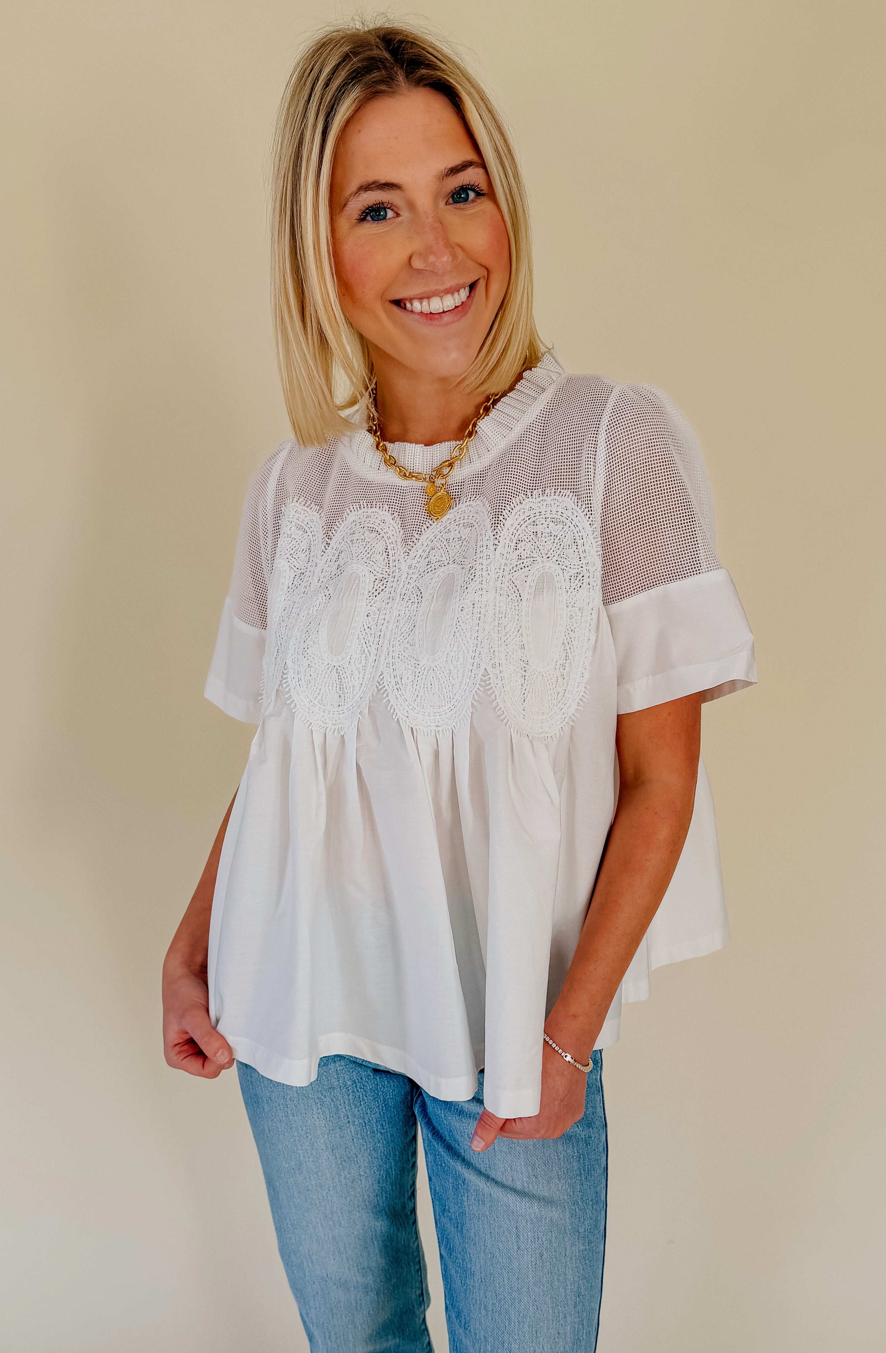 MESHED WELL BLOUSE