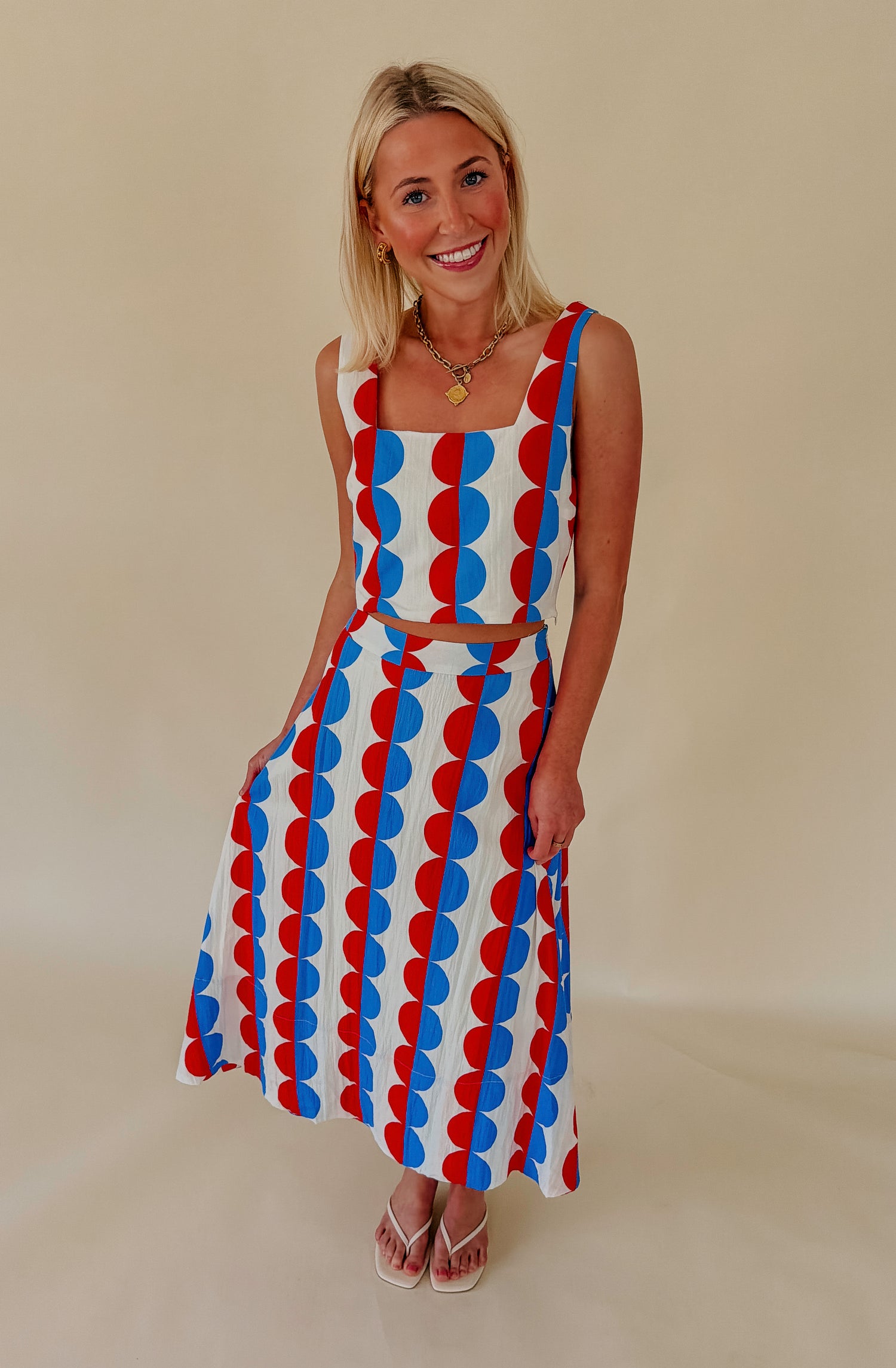 THE ROSETTE TWO PIECE SET