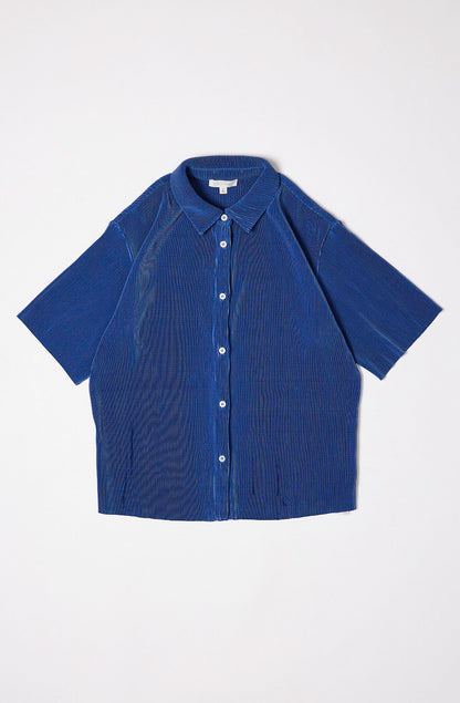 THE MASON PLISSE BUTTONED TOP