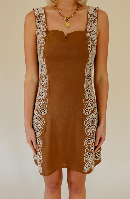 CIEBON TWO TONED CROCHET MINI DRESS