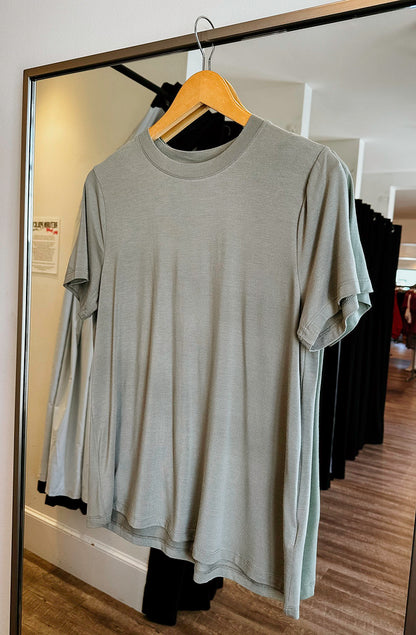 KIM LOOSE TEE