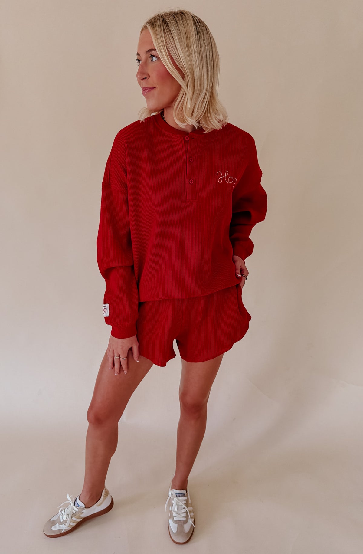 HOGS EMBROIDRED WAFFLE HENLEY