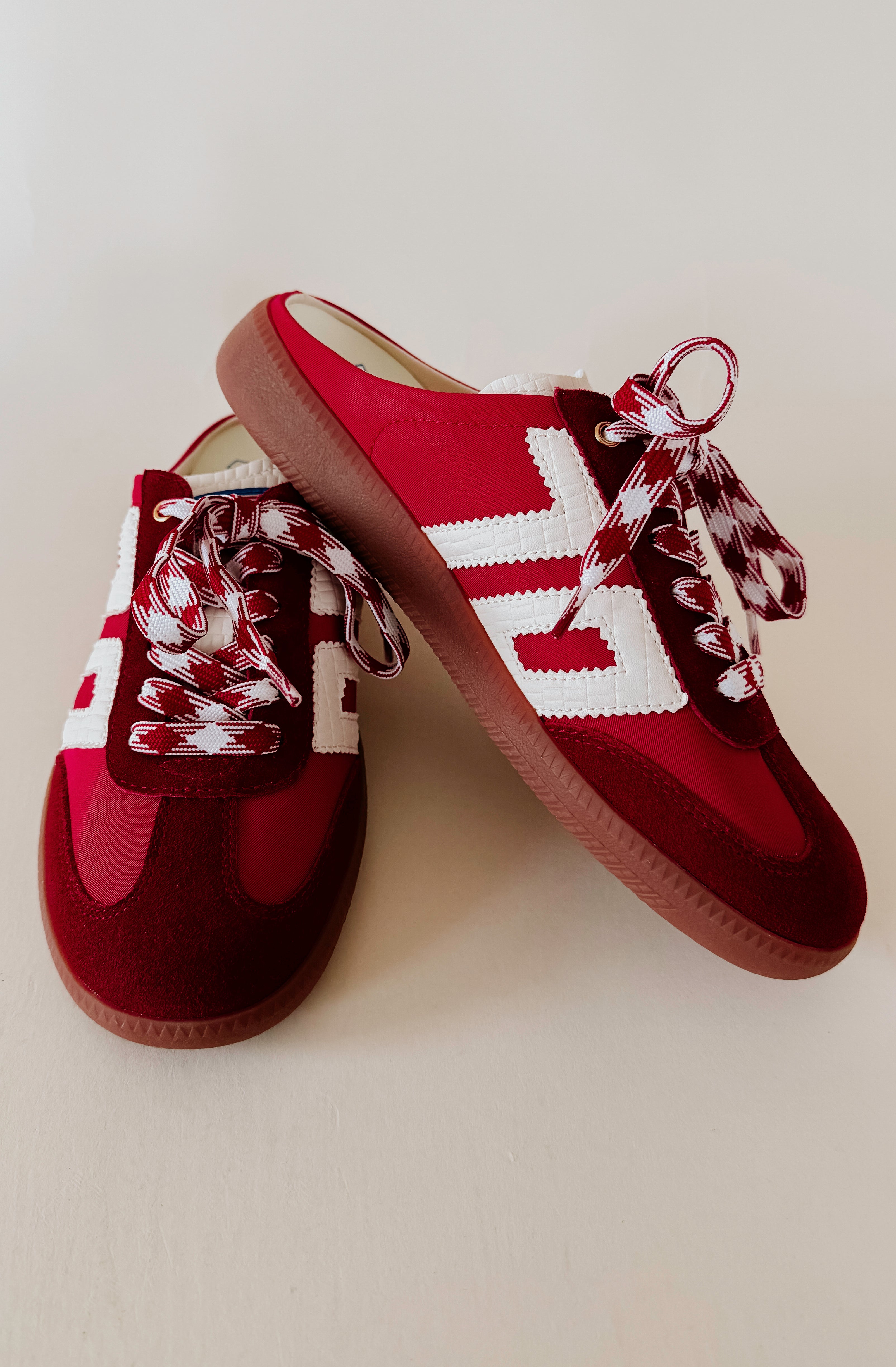 BACK 70 EASTER BACKLESS SNEAKER