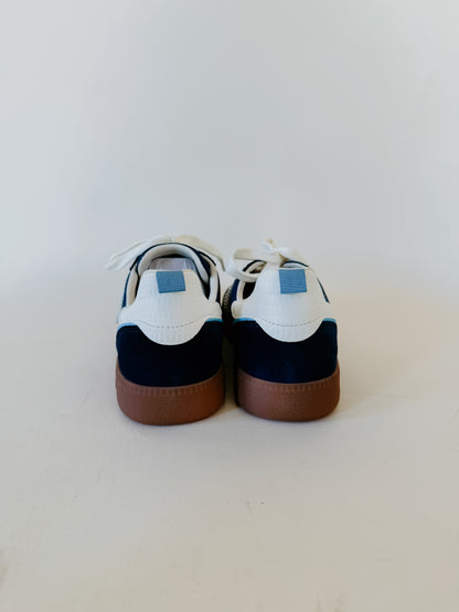 BACK 70 GHOST SNEAKERS