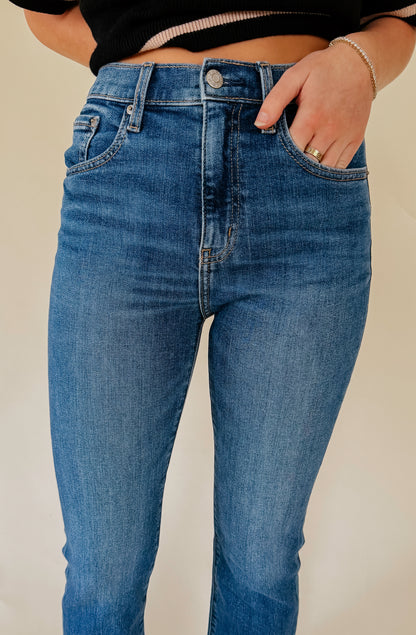 DAZE SHY GIRL CROP FLARE